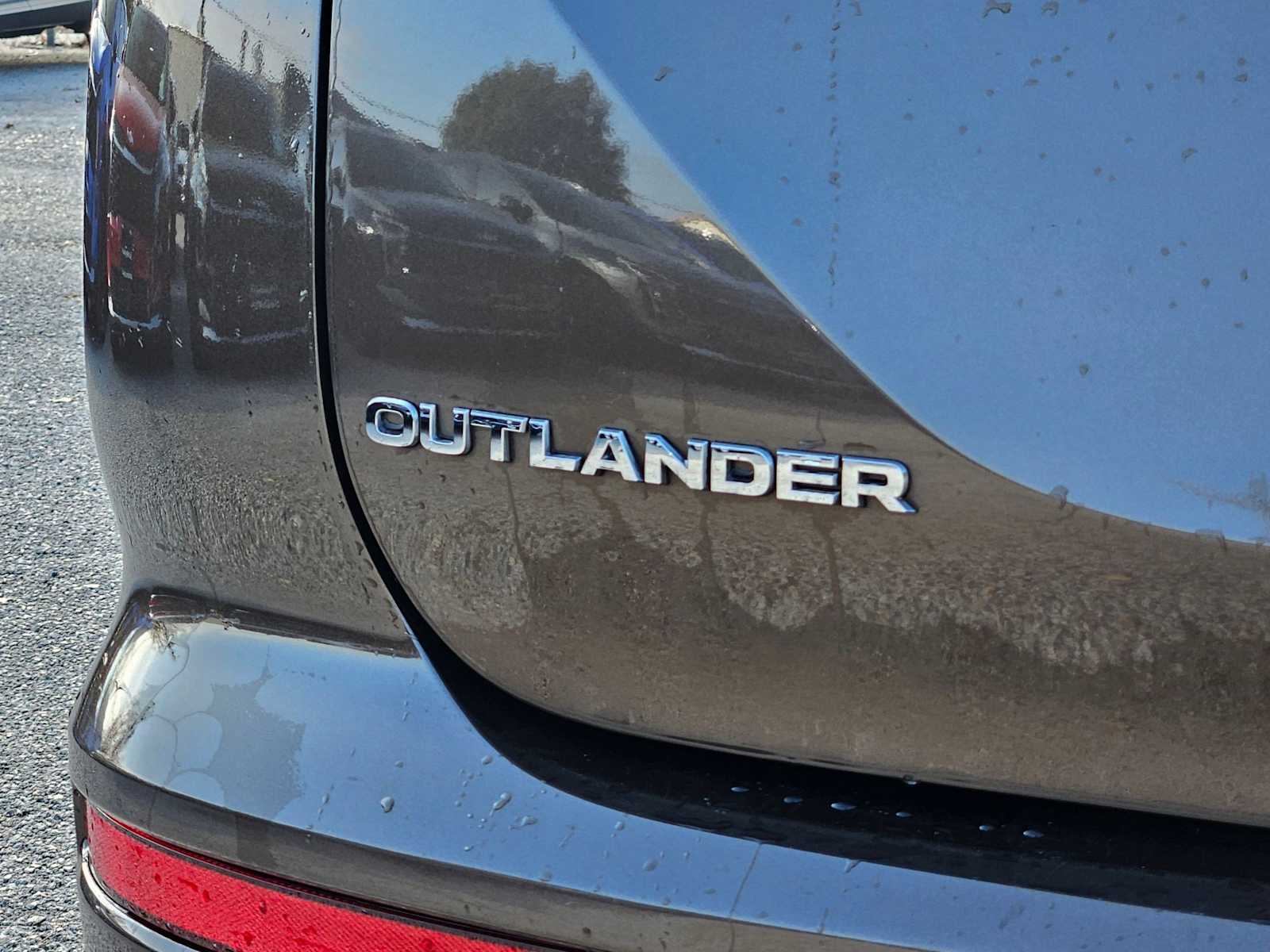 Thumbnail: 2022 Mitsubishi Outlander - 14