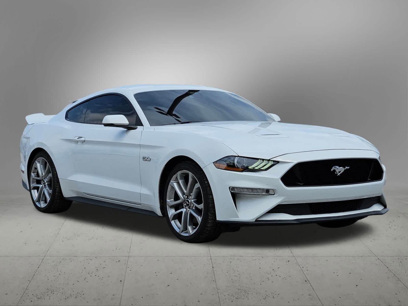 Thumbnail: 2022 Ford Mustang - 8