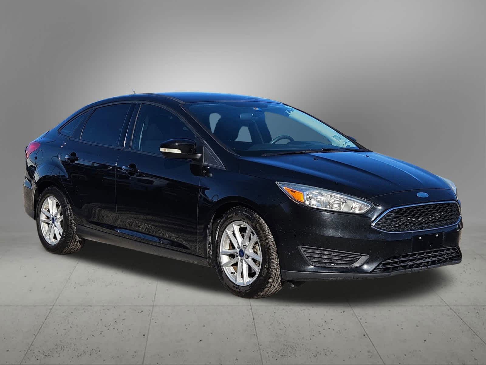 Thumbnail: 2015 Ford Focus - 7