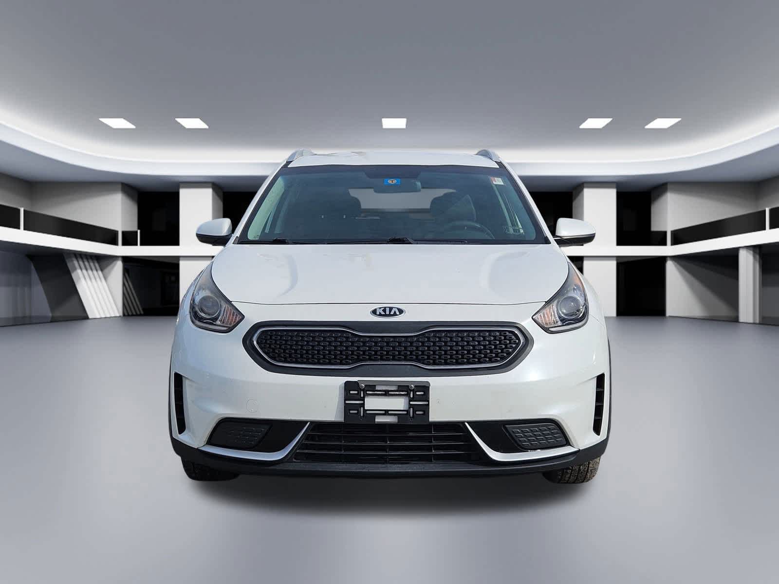 Thumbnail: 2018 Kia Niro - 9