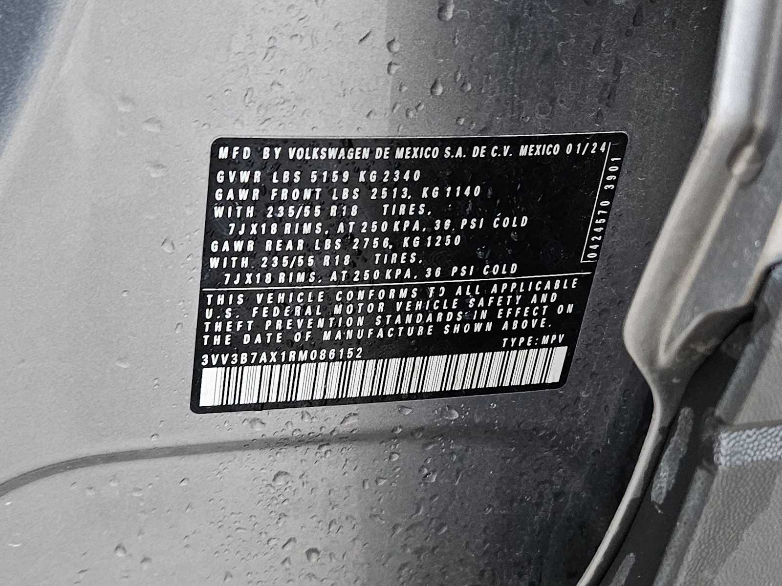 Thumbnail: 2024 Volkswagen Tiguan - 24