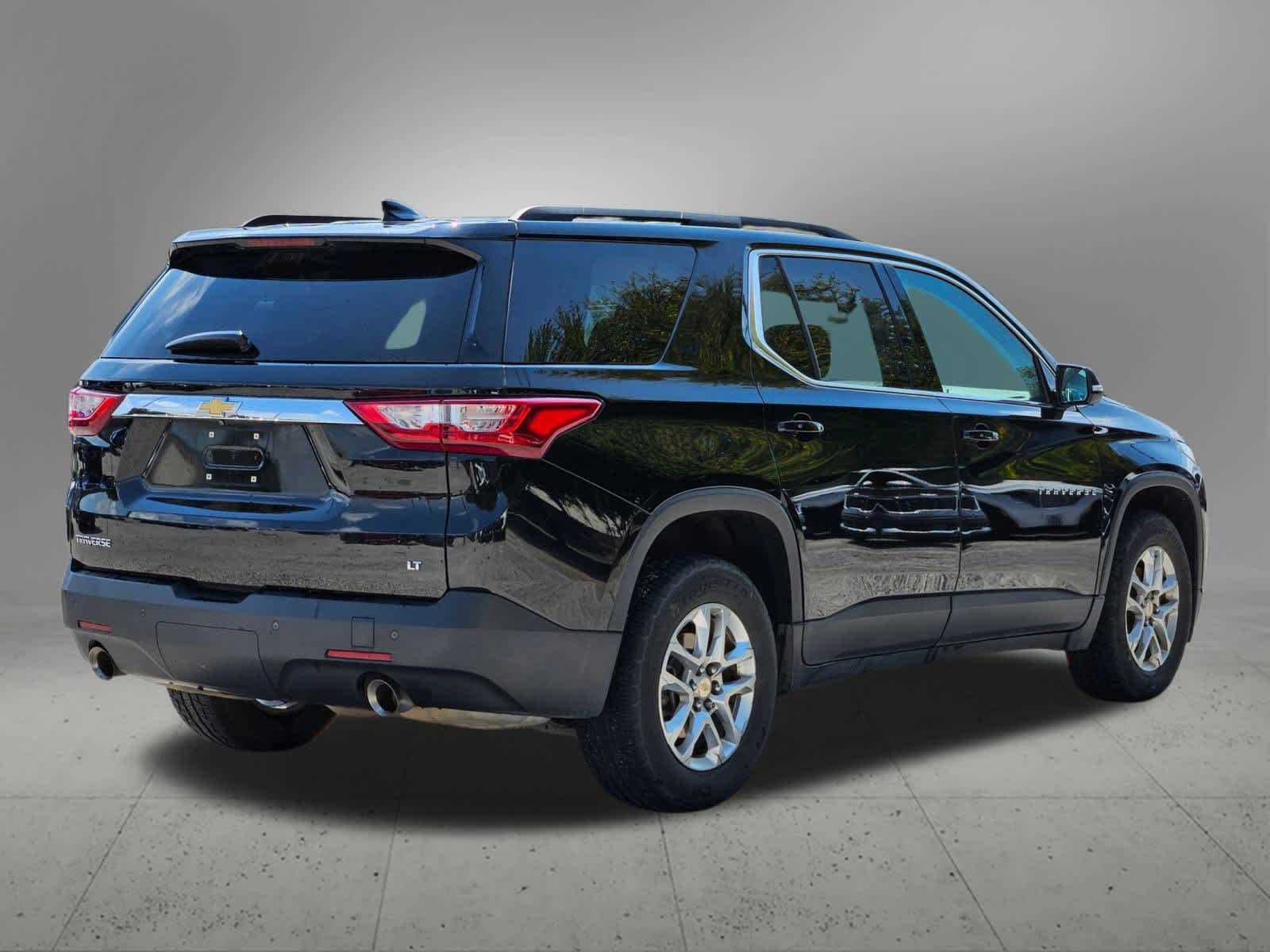 Thumbnail: 2020 Chevrolet Traverse - 5