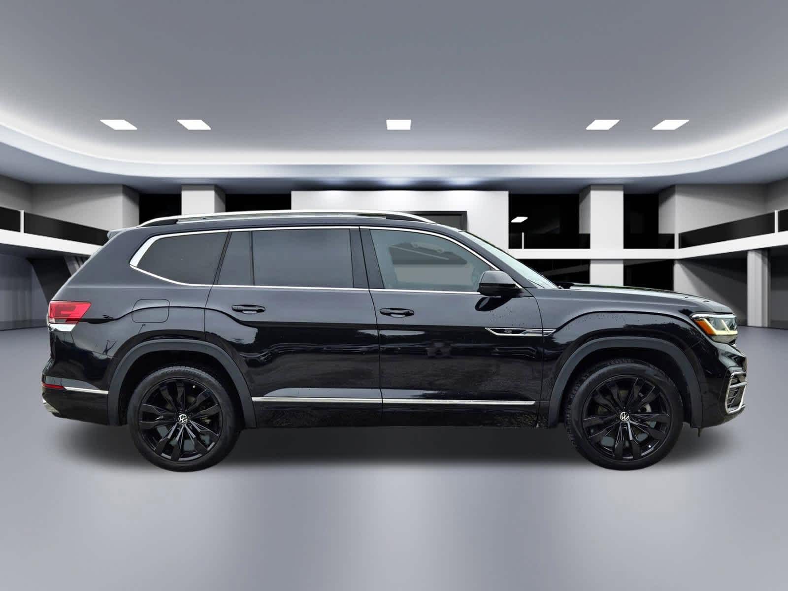 Thumbnail: 2023 Volkswagen Atlas - 7