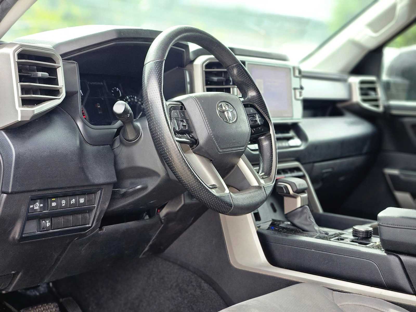 Thumbnail: 2024 Toyota Tundra - 3