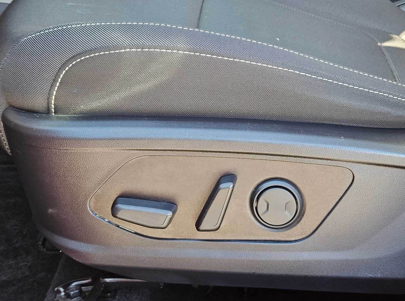 Thumbnail: 2022 Hyundai Tucson - 17