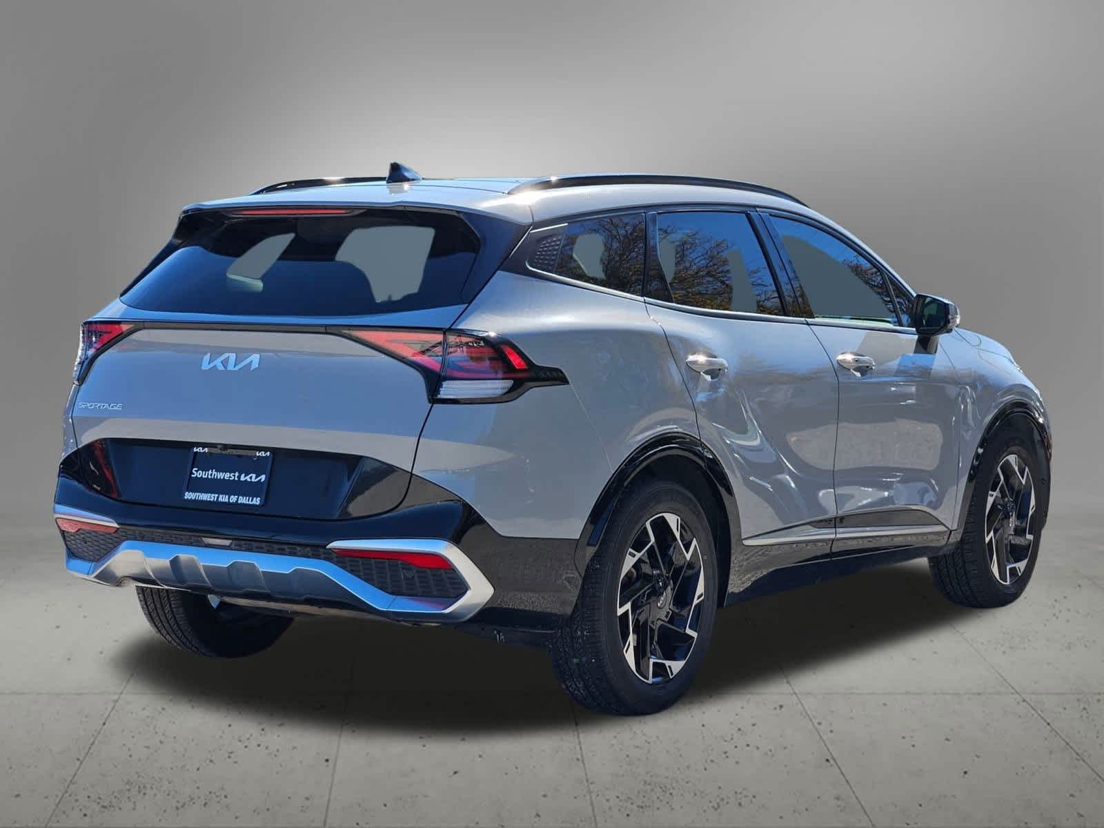 Thumbnail: 2023 Kia Sportage - 6