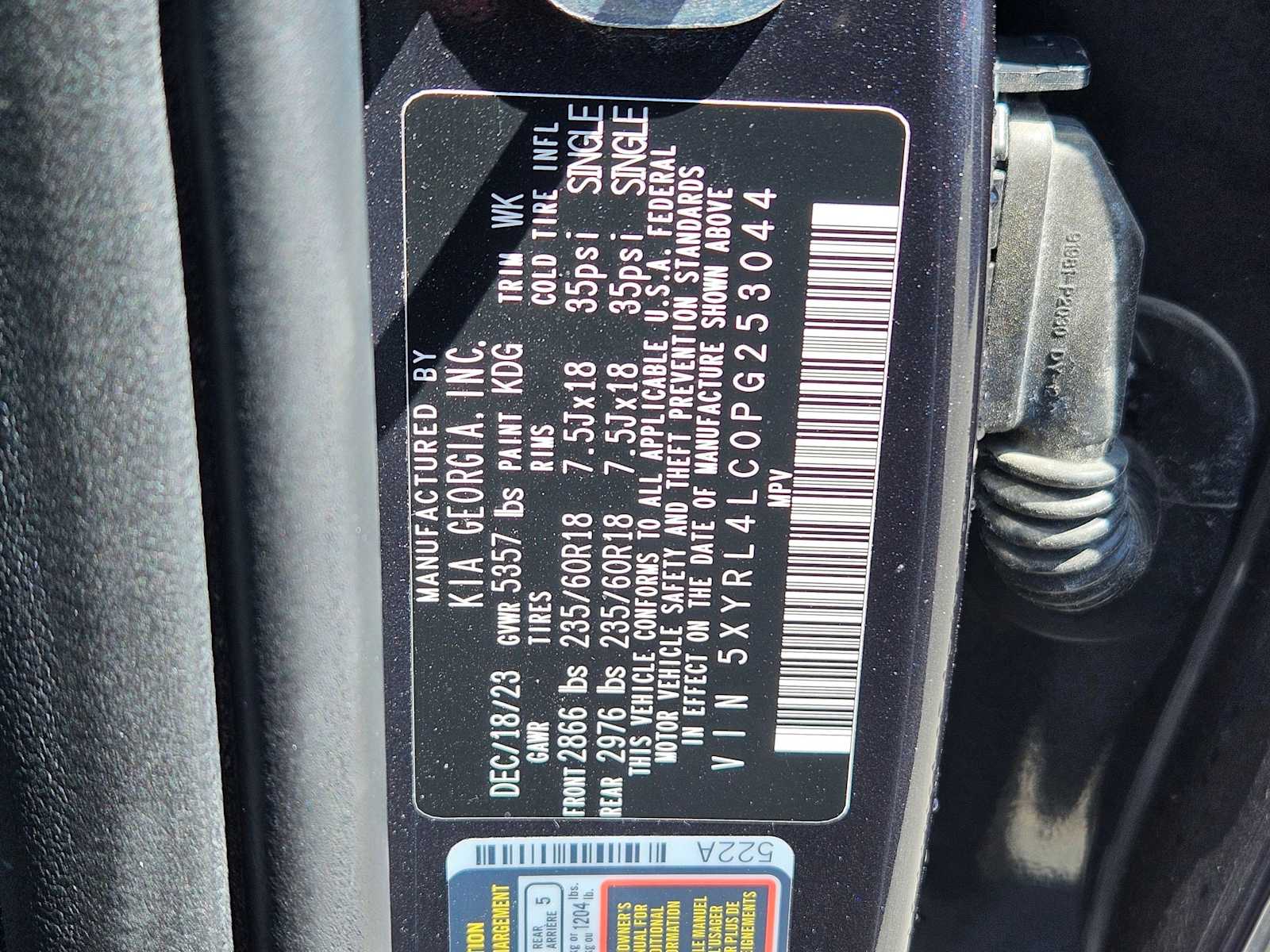 Thumbnail: 2023 Kia Sorento - 29