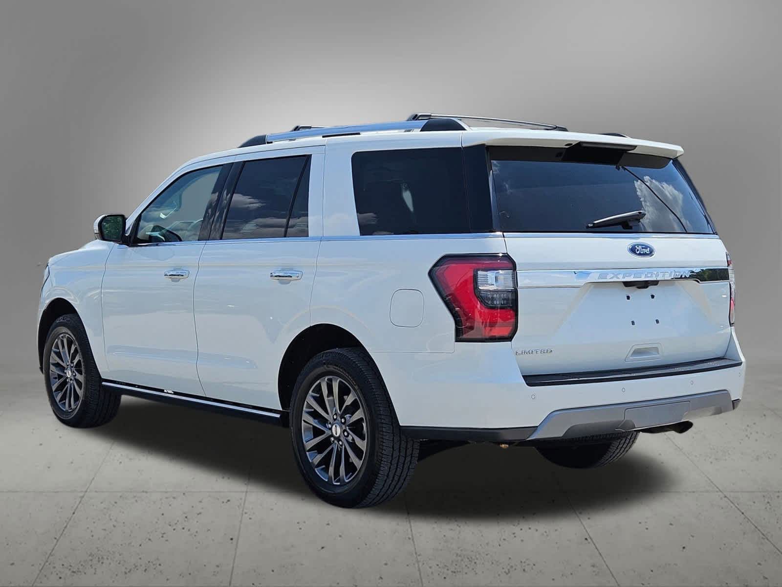 Thumbnail: 2021 Ford Expedition - 3