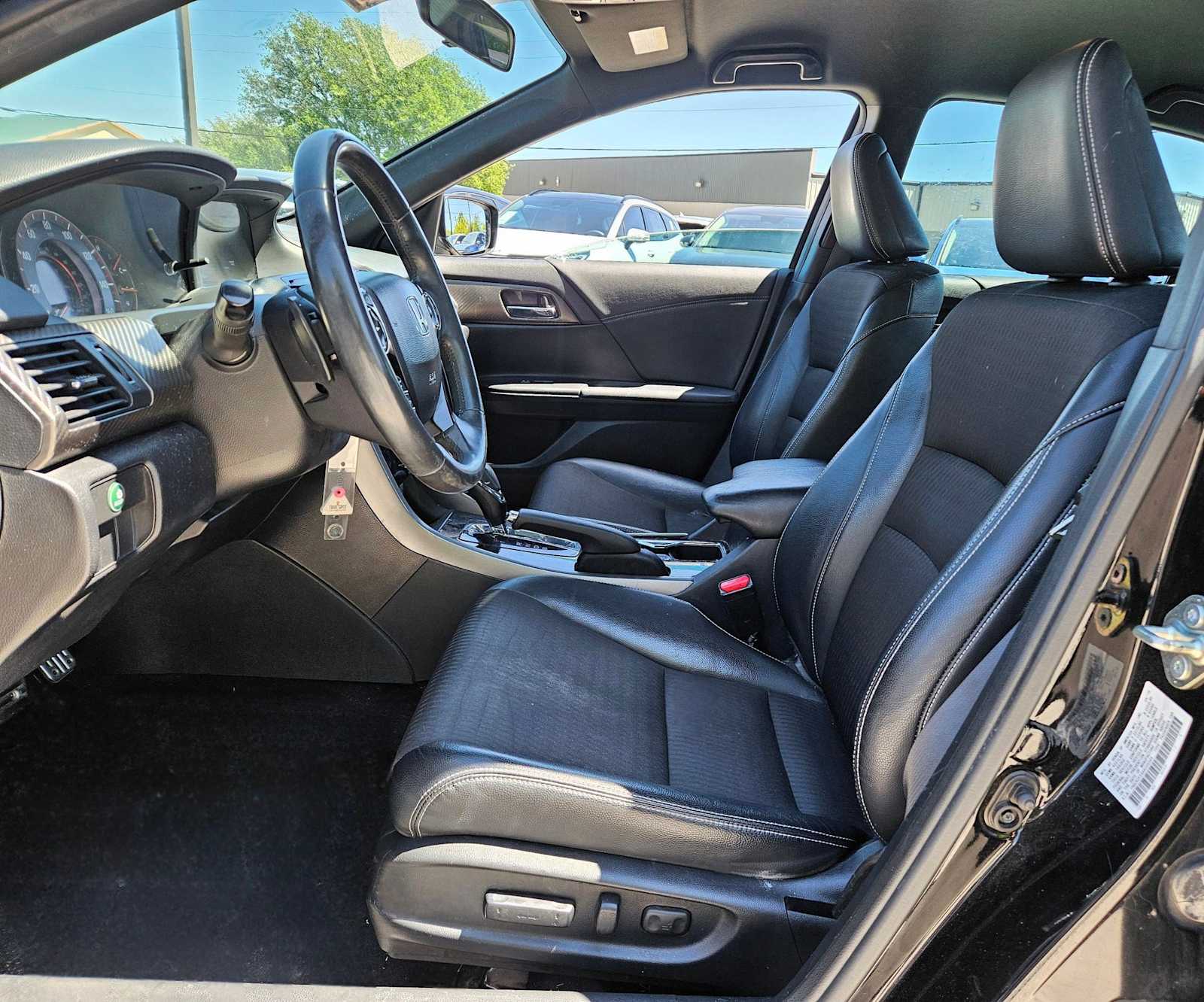 Thumbnail: 2017 Honda Accord - 12