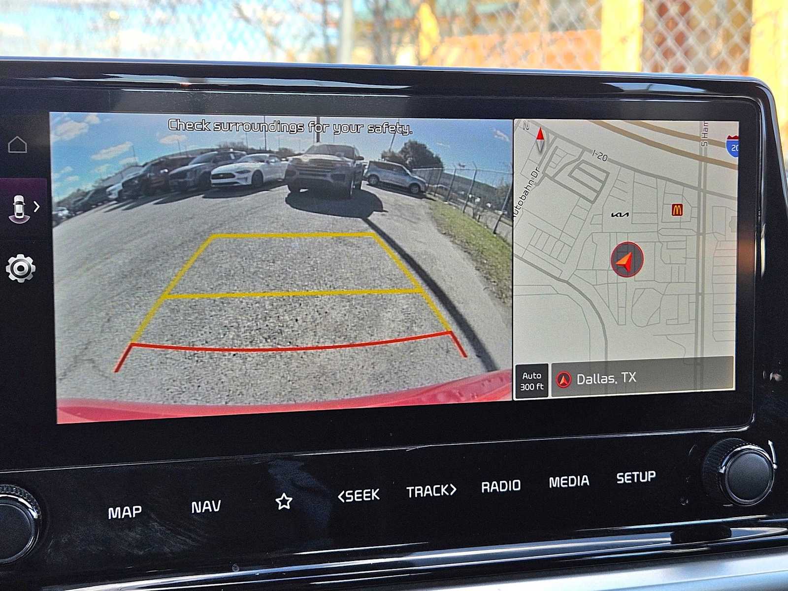 Thumbnail: 2023 Kia Forte - 23