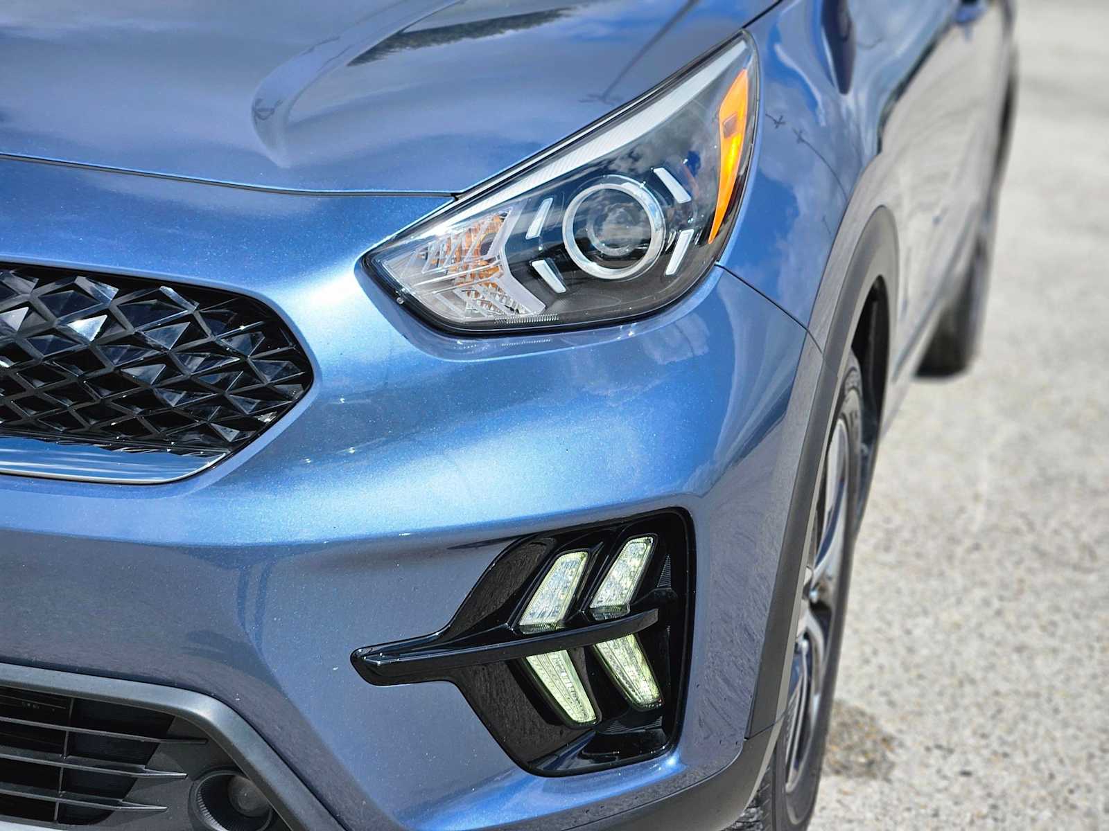 Thumbnail: 2022 Kia Niro - 10