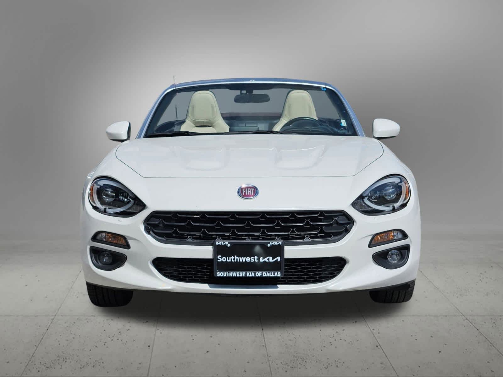 Thumbnail: 2019 Fiat 124 Spider - 9