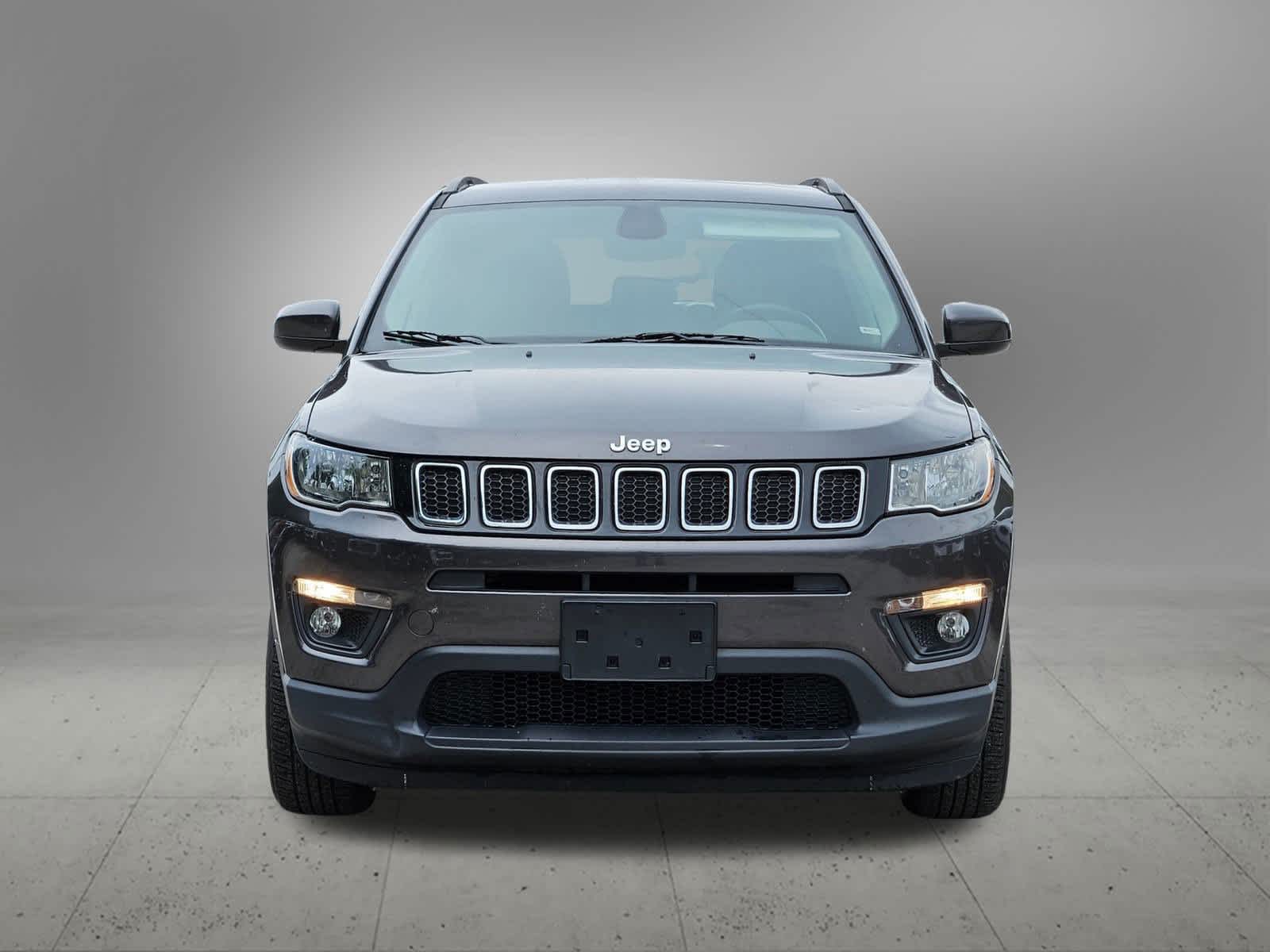 2018 Jeep Compass Latitude 9