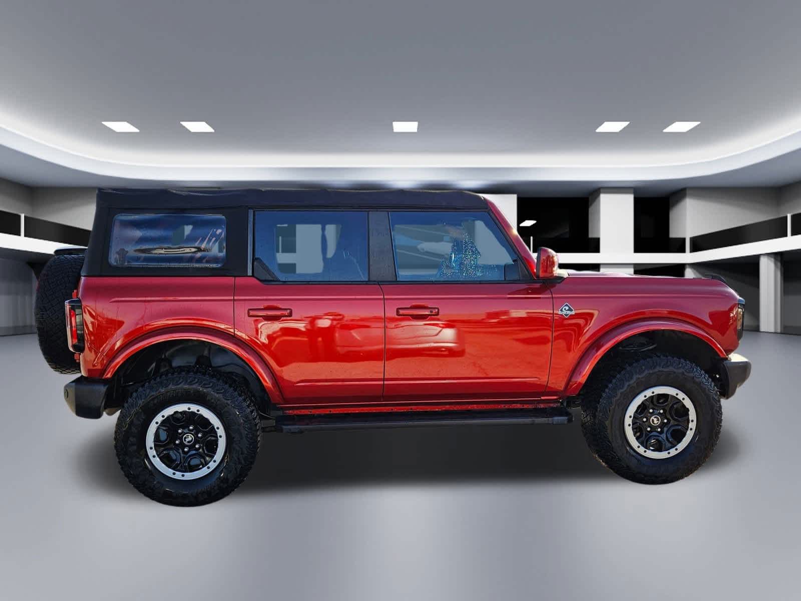 Thumbnail: 2022 Ford Bronco - 7