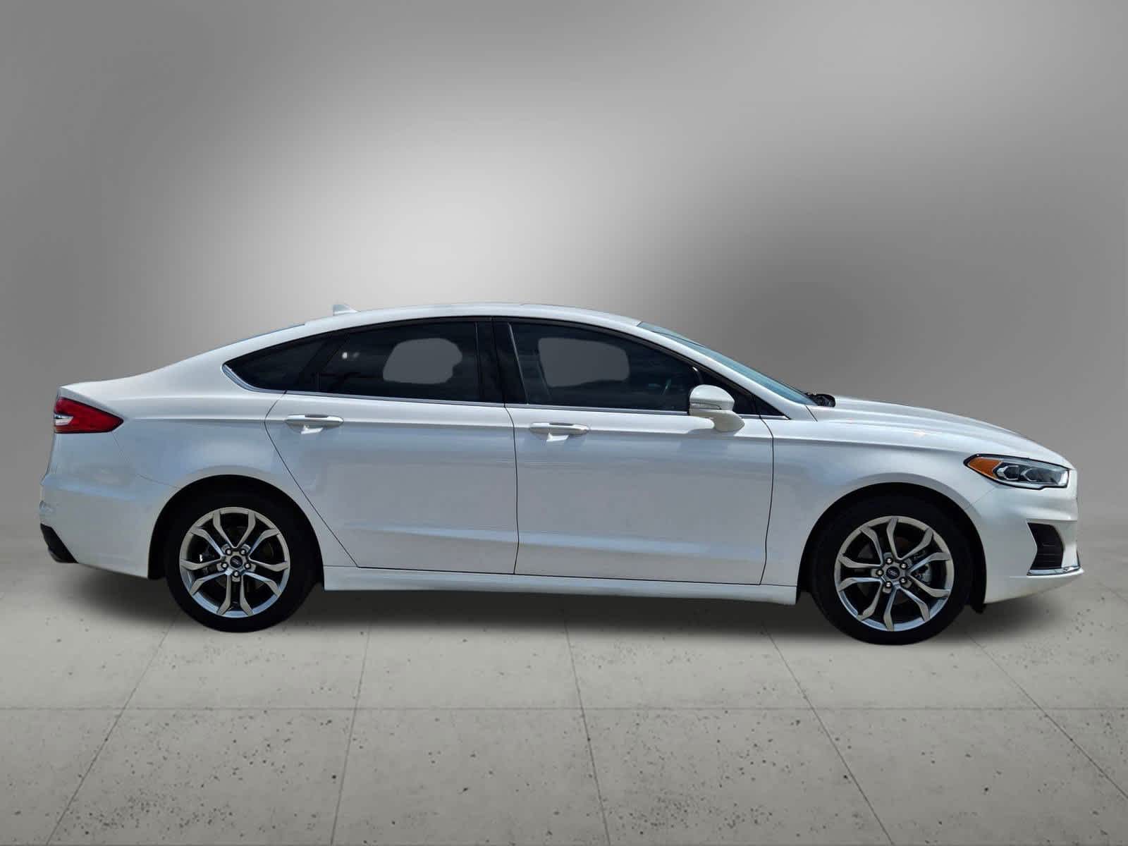Thumbnail: 2020 Ford Fusion - 7