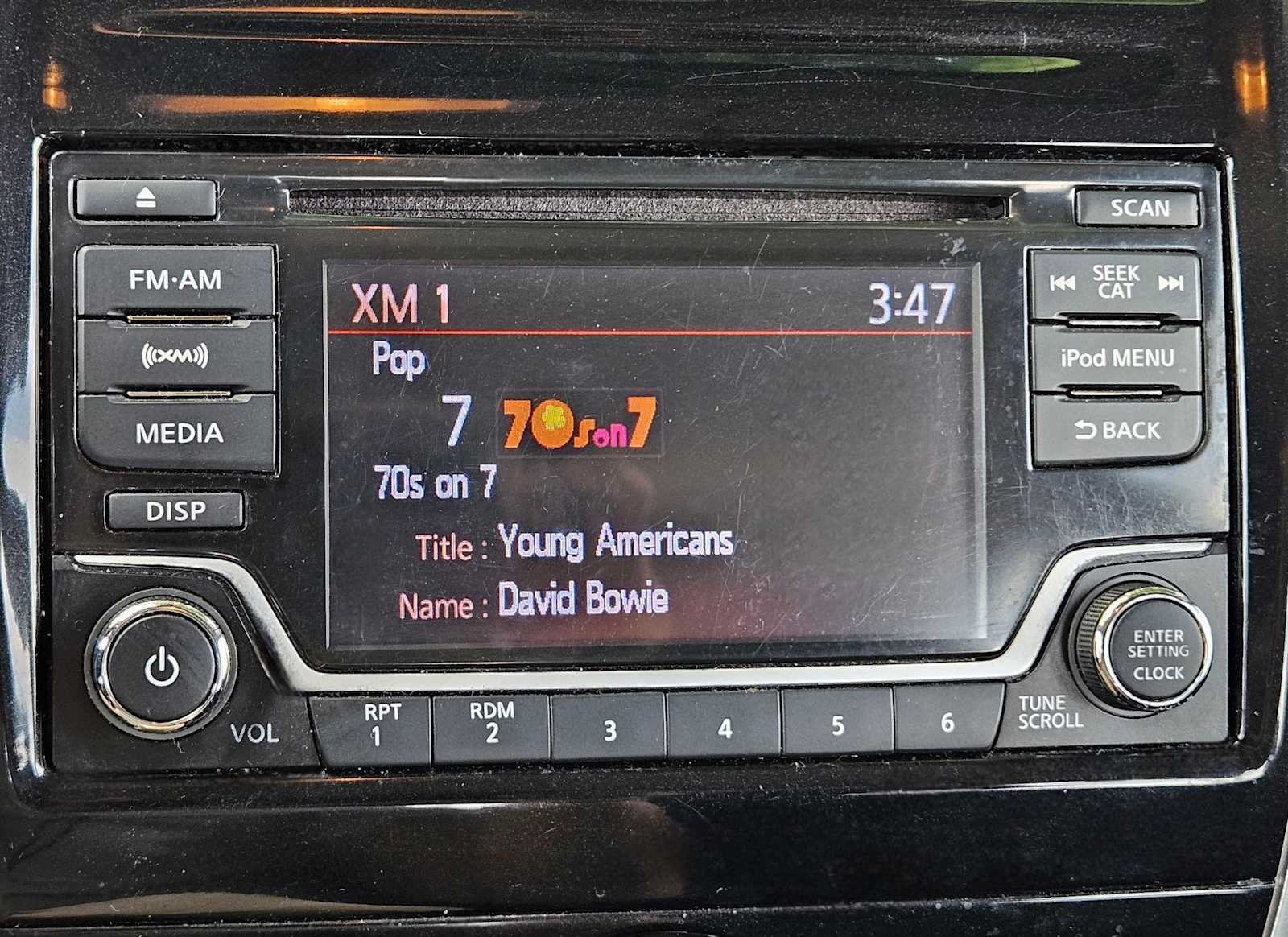 Thumbnail: 2018 Nissan Versa Note - 16