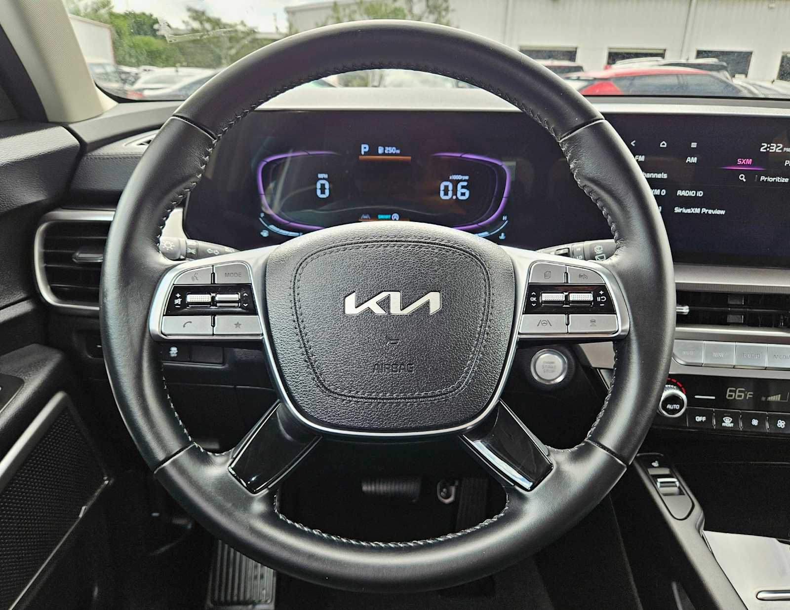 Thumbnail: 2024 Kia Telluride - 22