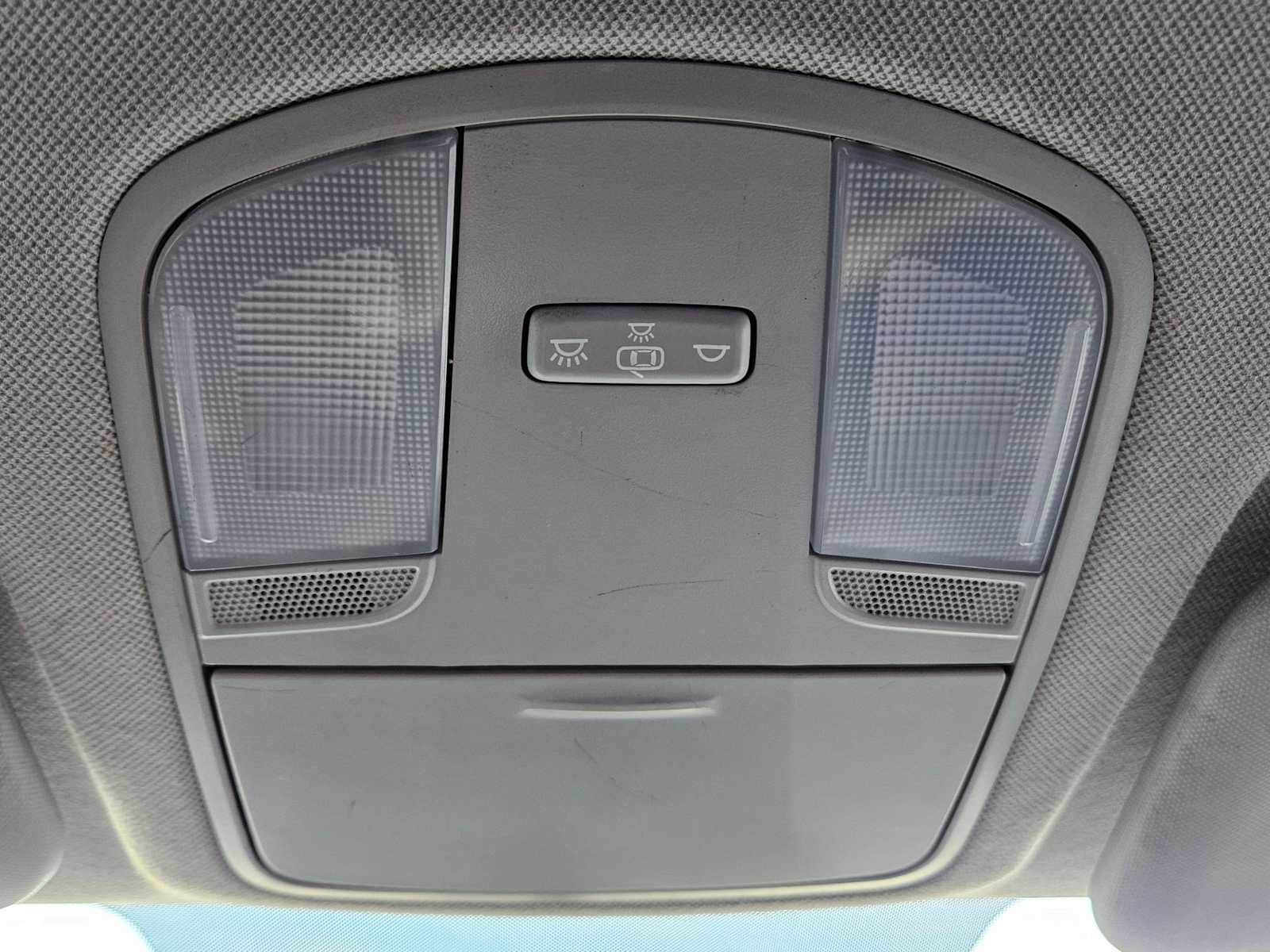 Thumbnail: 2017 Hyundai Elantra - 17