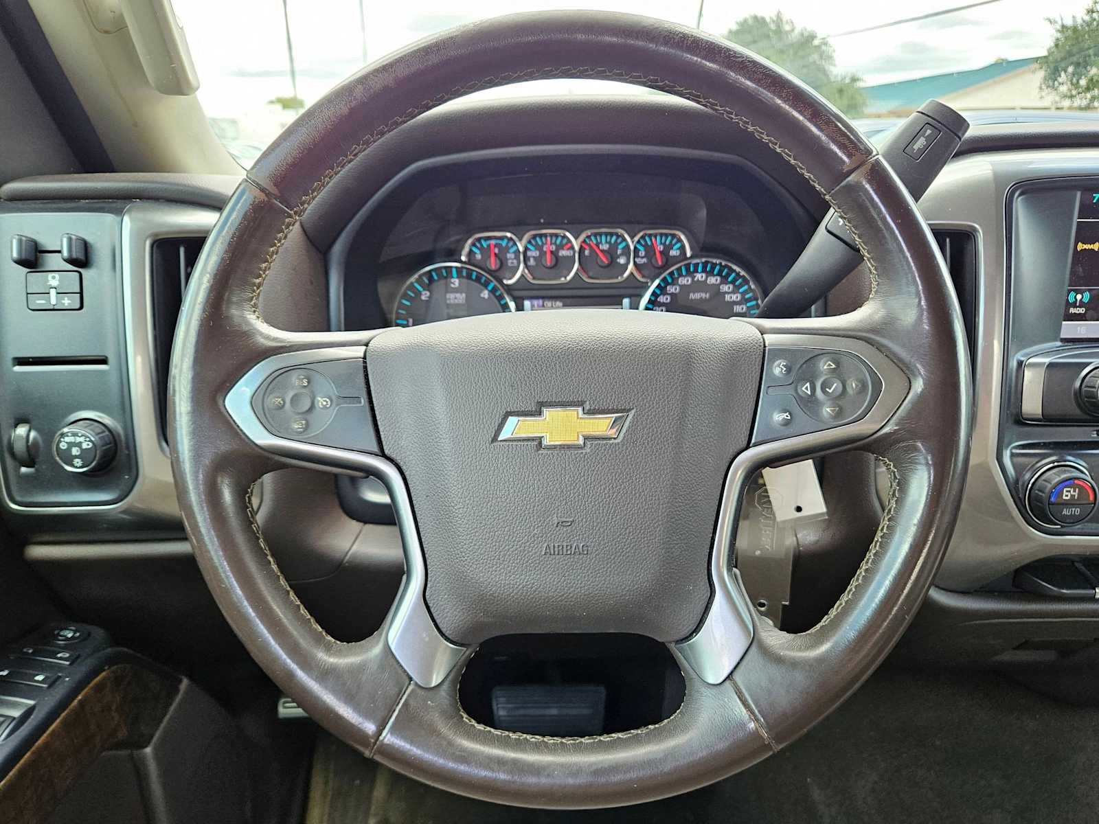 Thumbnail: 2016 Chevrolet Silverado 1500 - 17