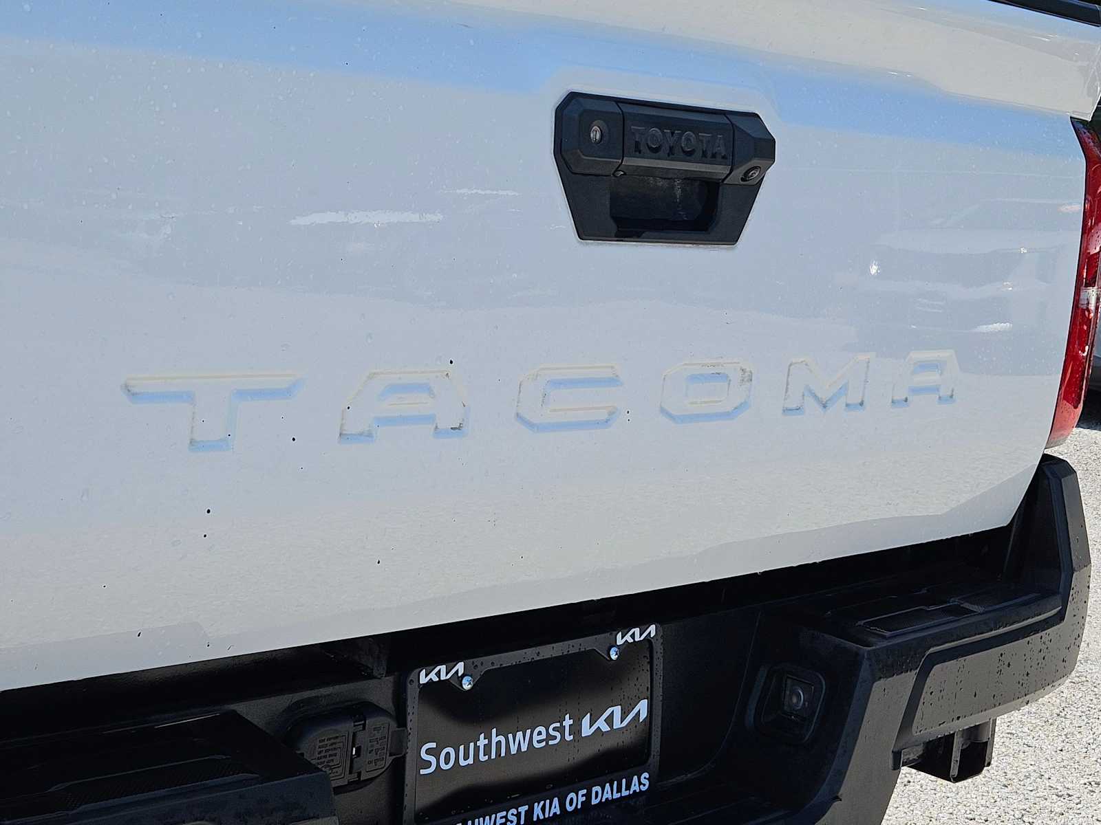 Thumbnail: 2024 Toyota Tacoma - 10