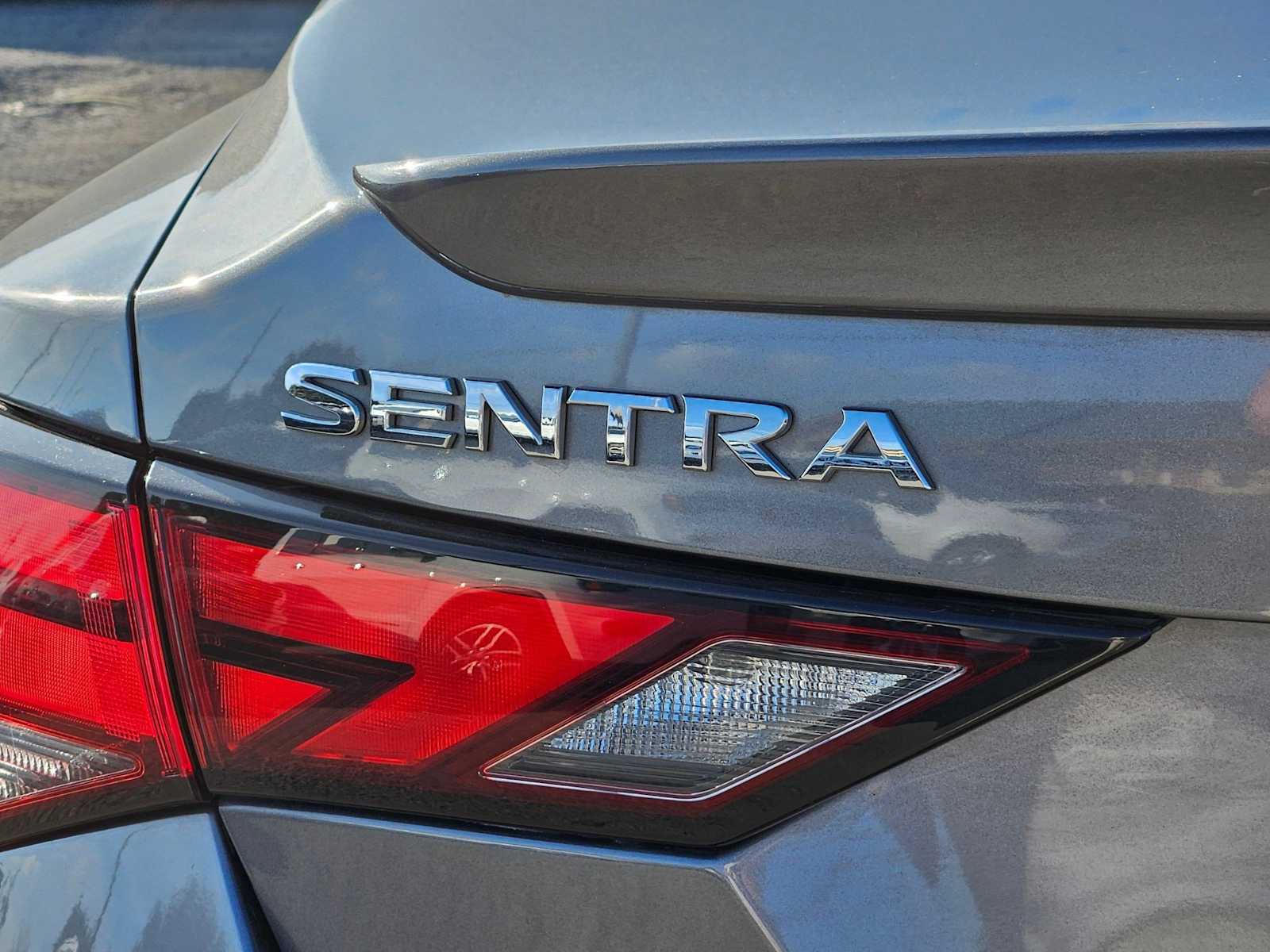 Thumbnail: 2022 Nissan Sentra - 11