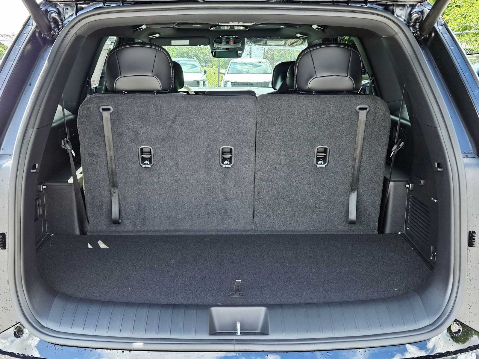 Thumbnail: 2027 Kia Telluride - 36