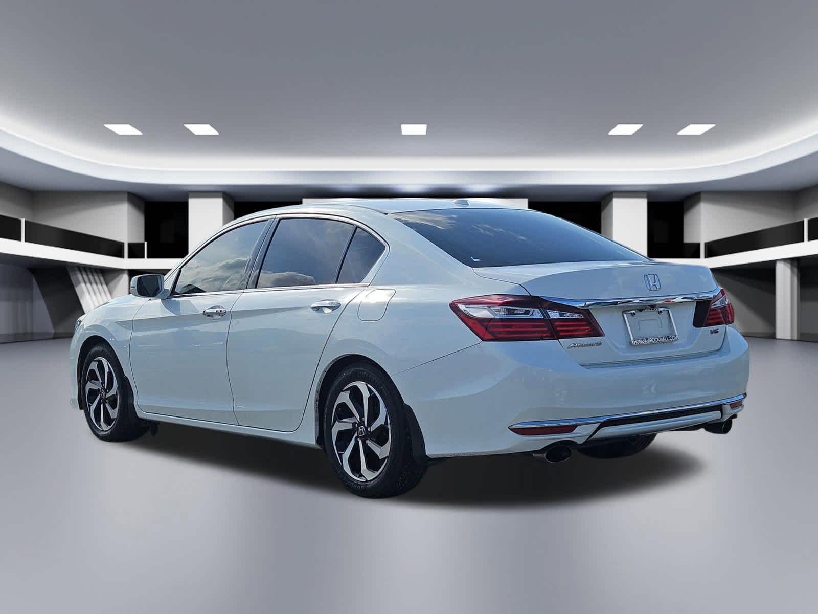 Thumbnail: 2016 Honda Accord - 4