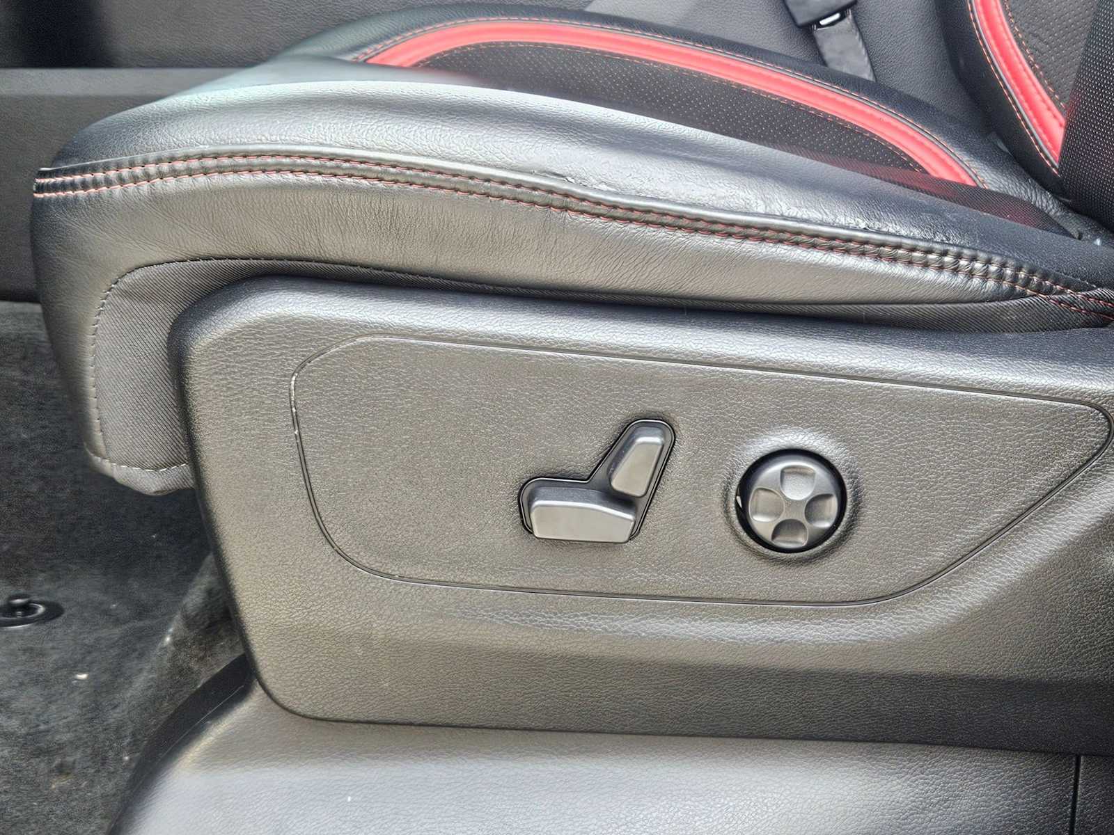 Thumbnail: 2022 RAM 1500 - 17