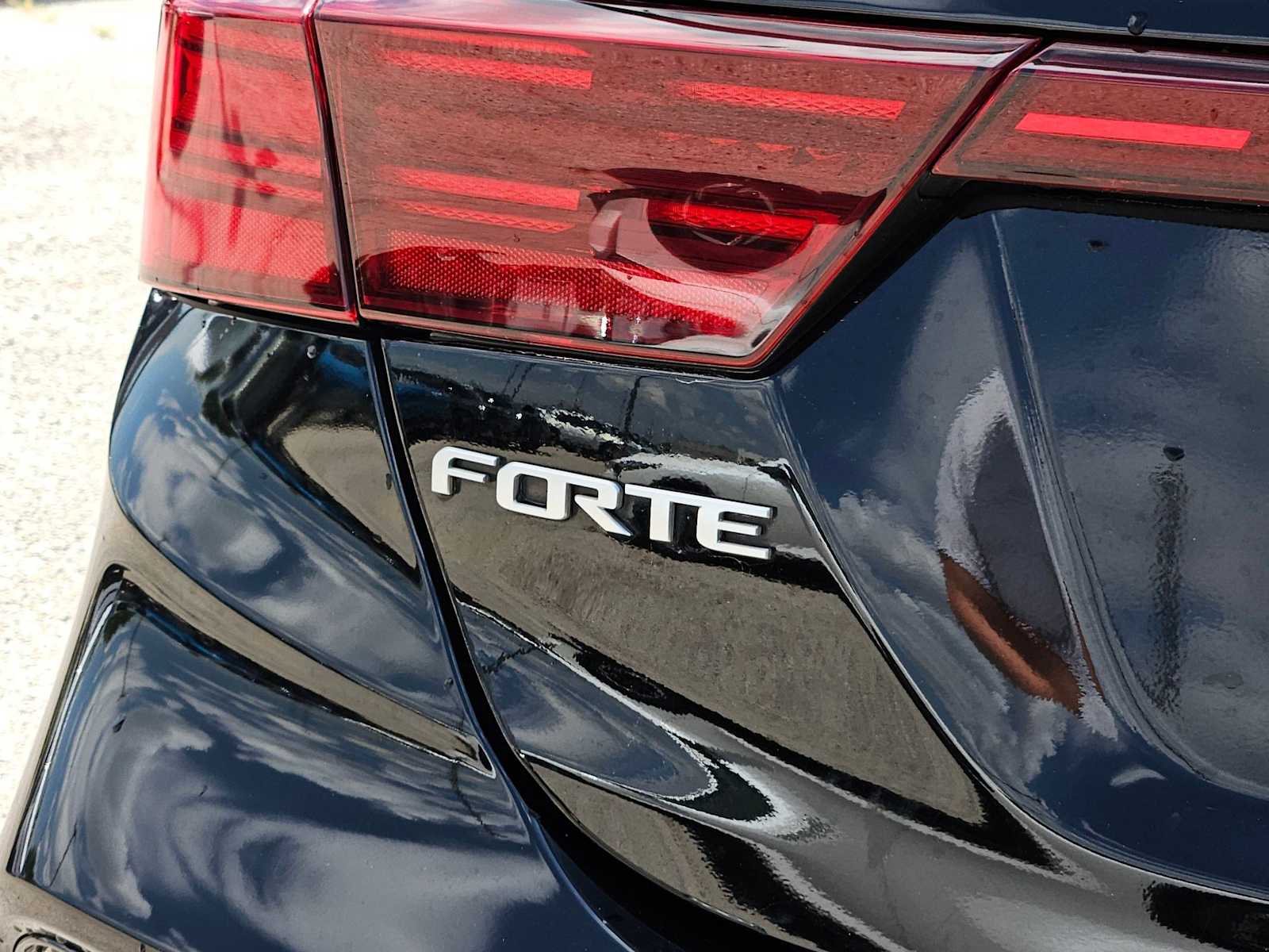 Thumbnail: 2023 Kia Forte - 11