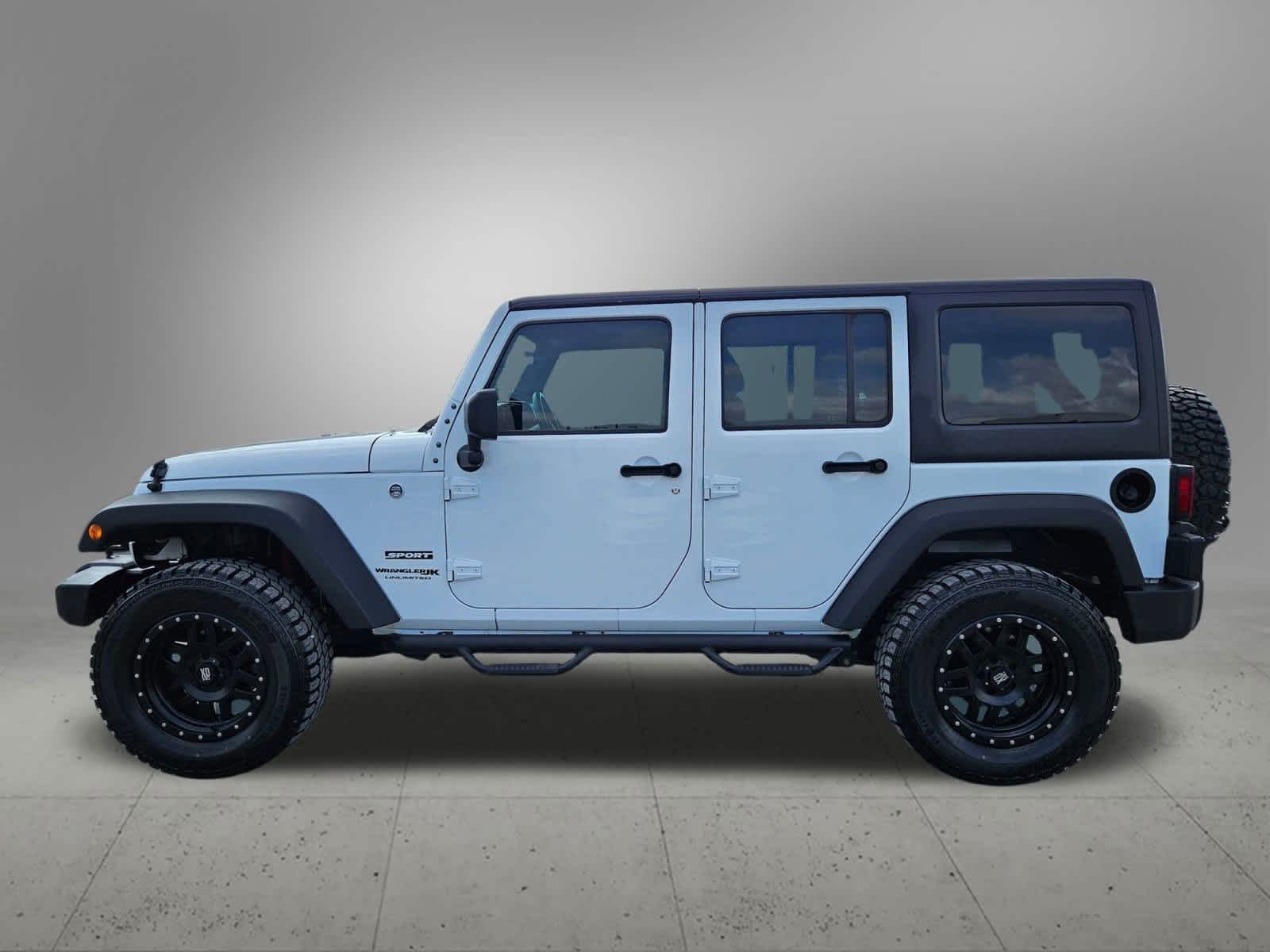 2018 Jeep Wrangler Unlimited Sport photo 3