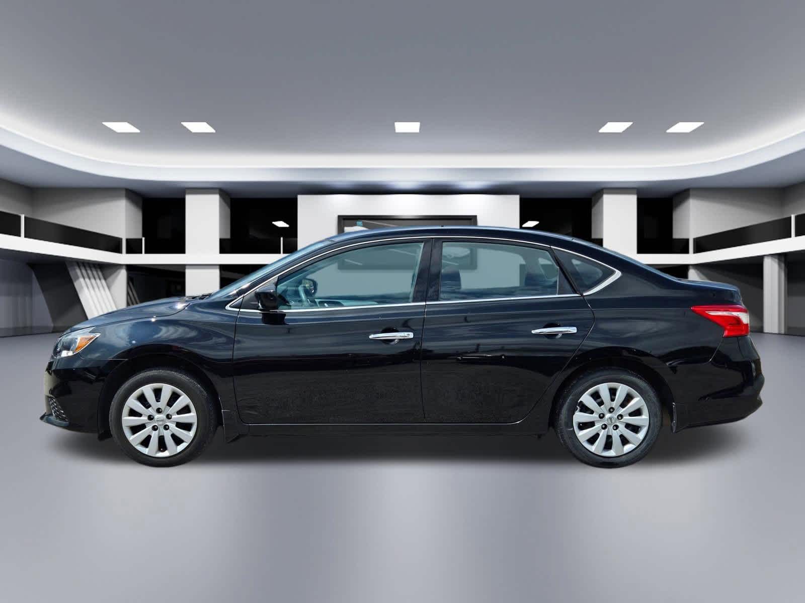 Thumbnail: 2017 Nissan Sentra - 2