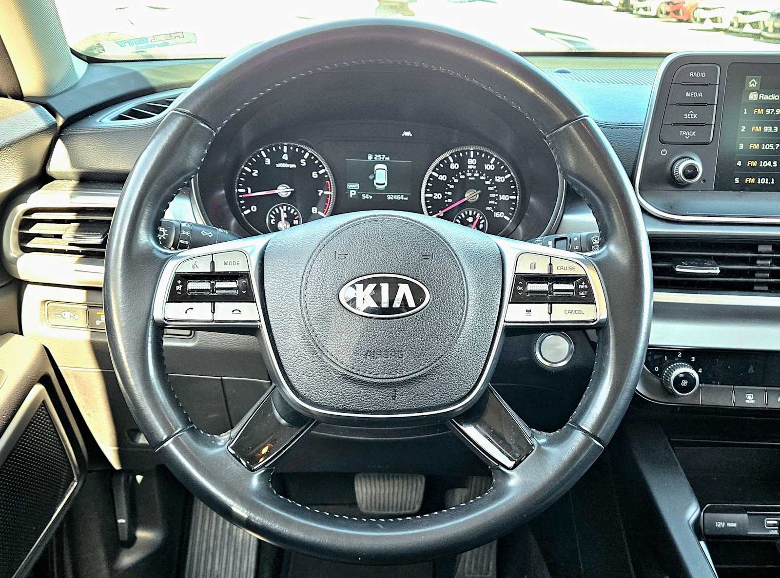 Thumbnail: 2021 Kia Telluride - 23