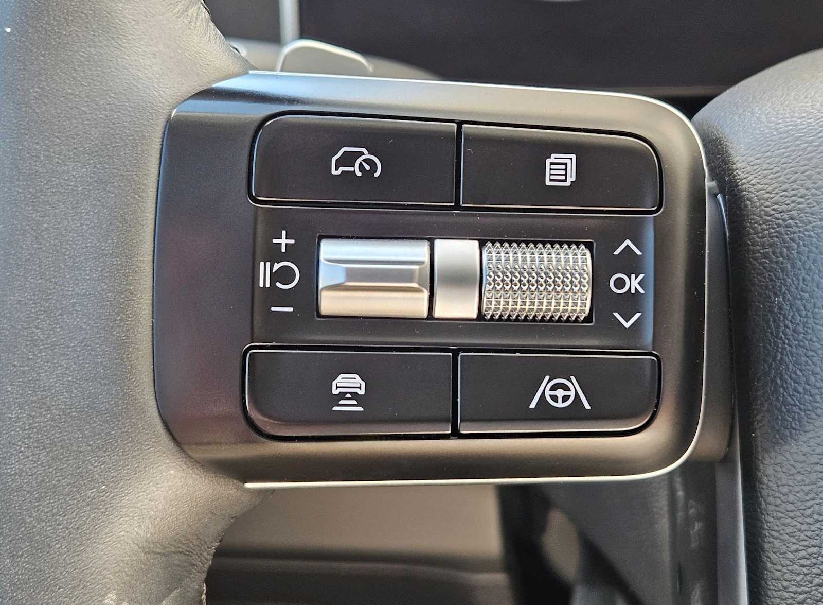 Thumbnail: 2025 Hyundai Santa Fe - 26