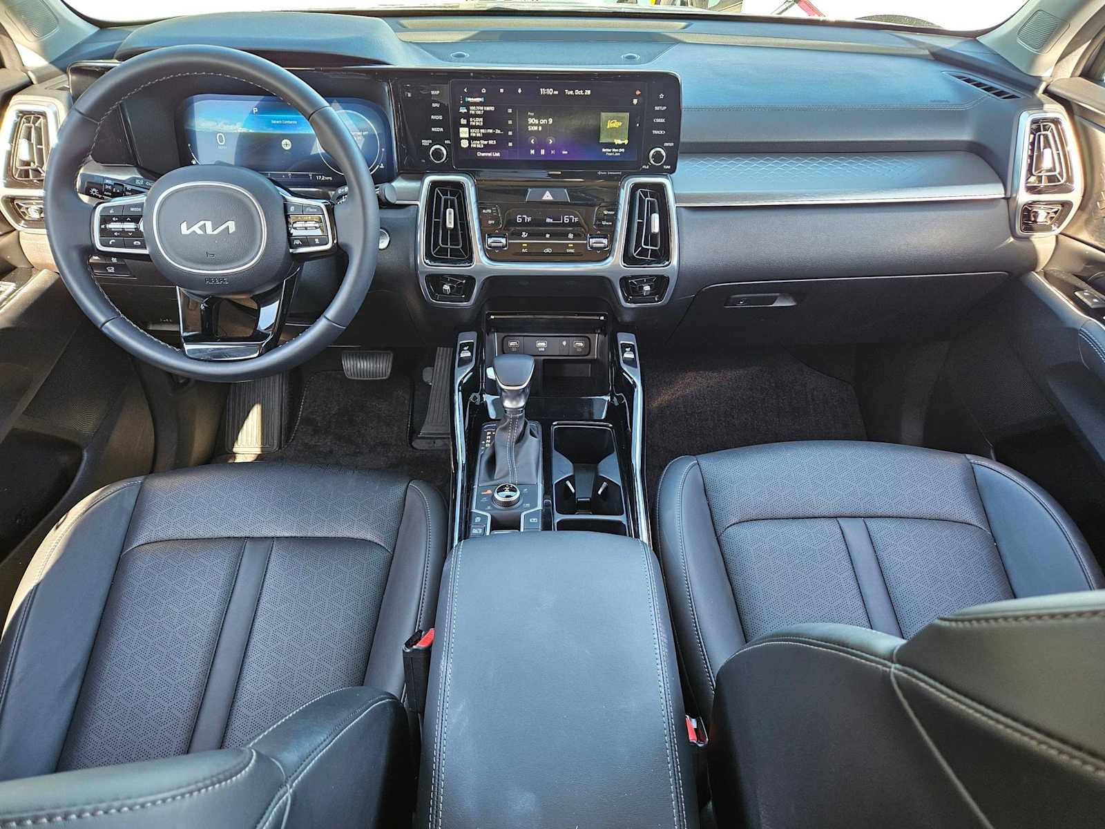 Thumbnail: 2023 Kia Sorento - 14