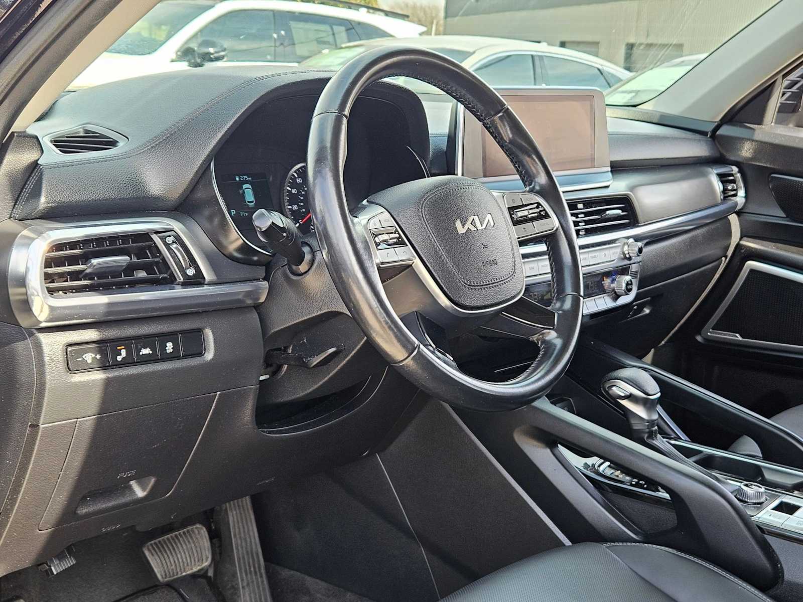 Thumbnail: 2022 Kia Telluride - 2