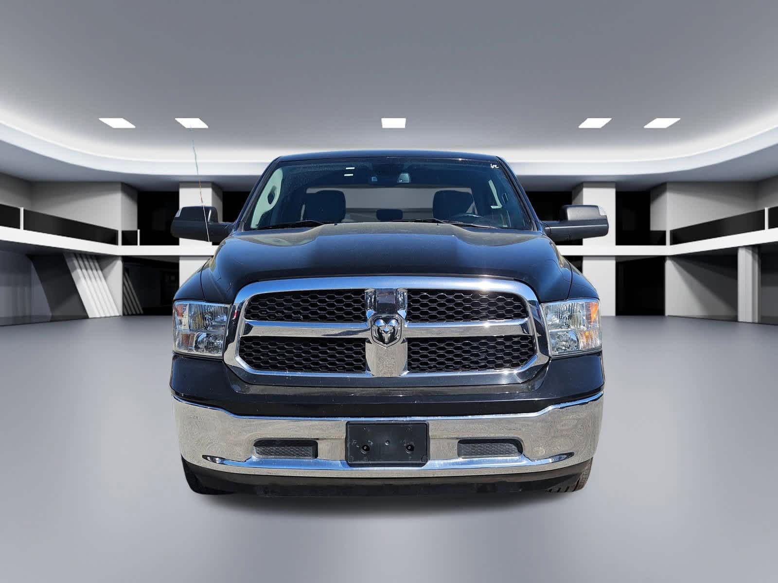 Thumbnail: 2023 RAM 1500 Classic - 8