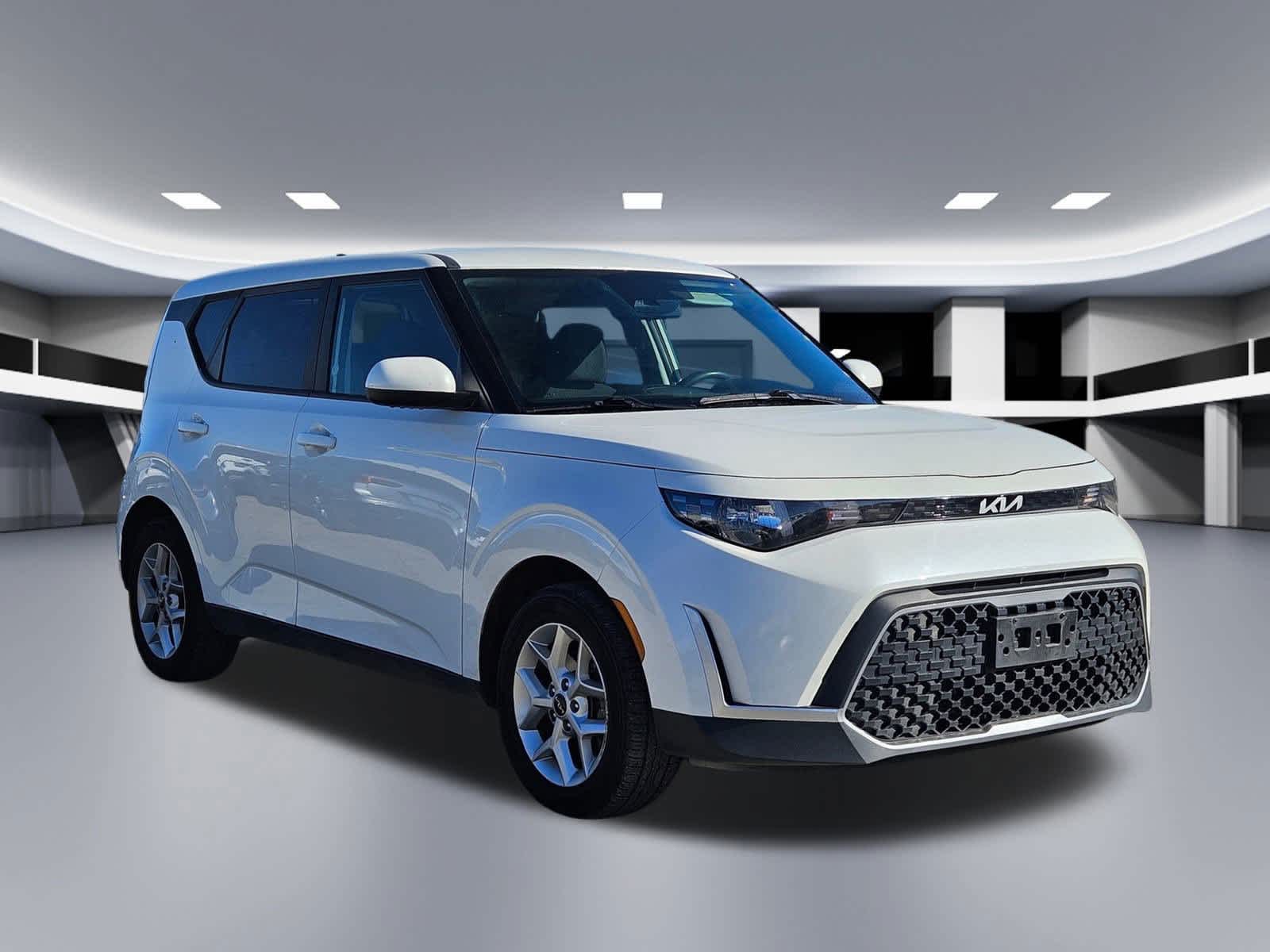 Thumbnail: 2024 Kia Soul - 8