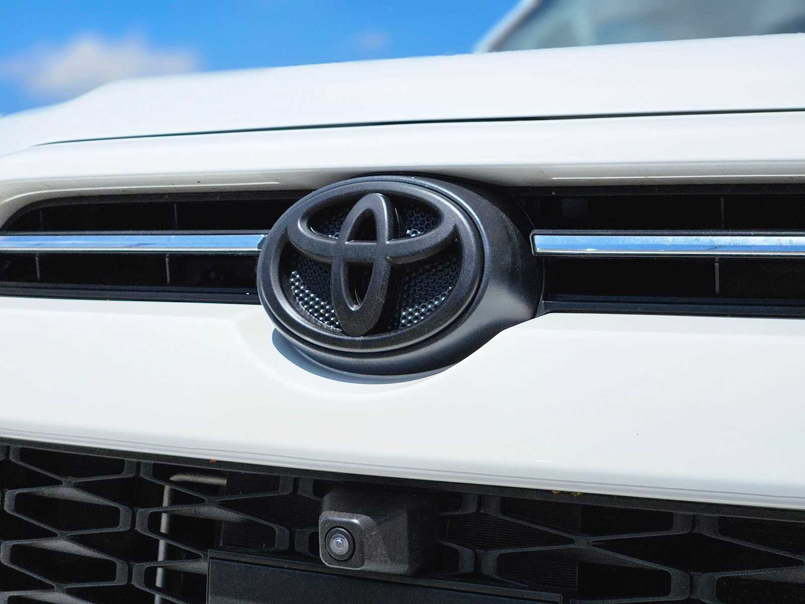 Thumbnail: 2024 Toyota 4Runner - 12