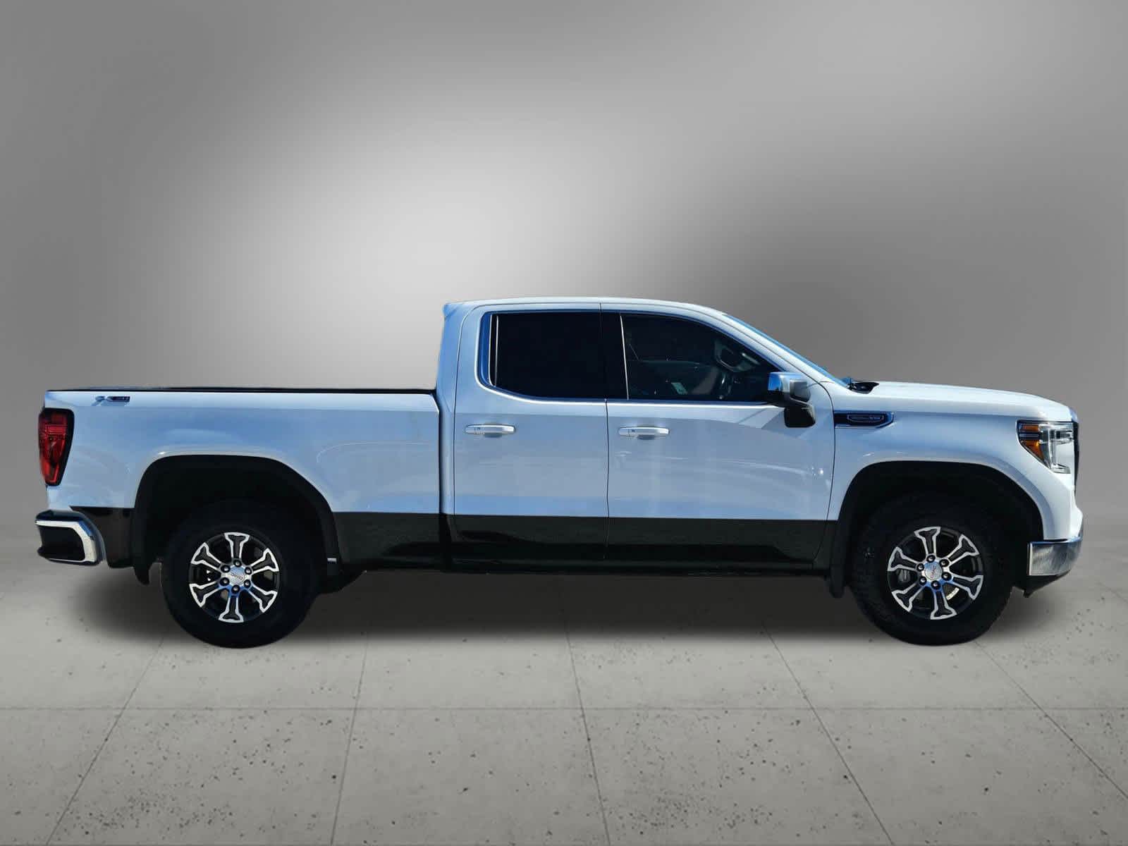 Thumbnail: 2022 GMC Sierra 1500 - 7