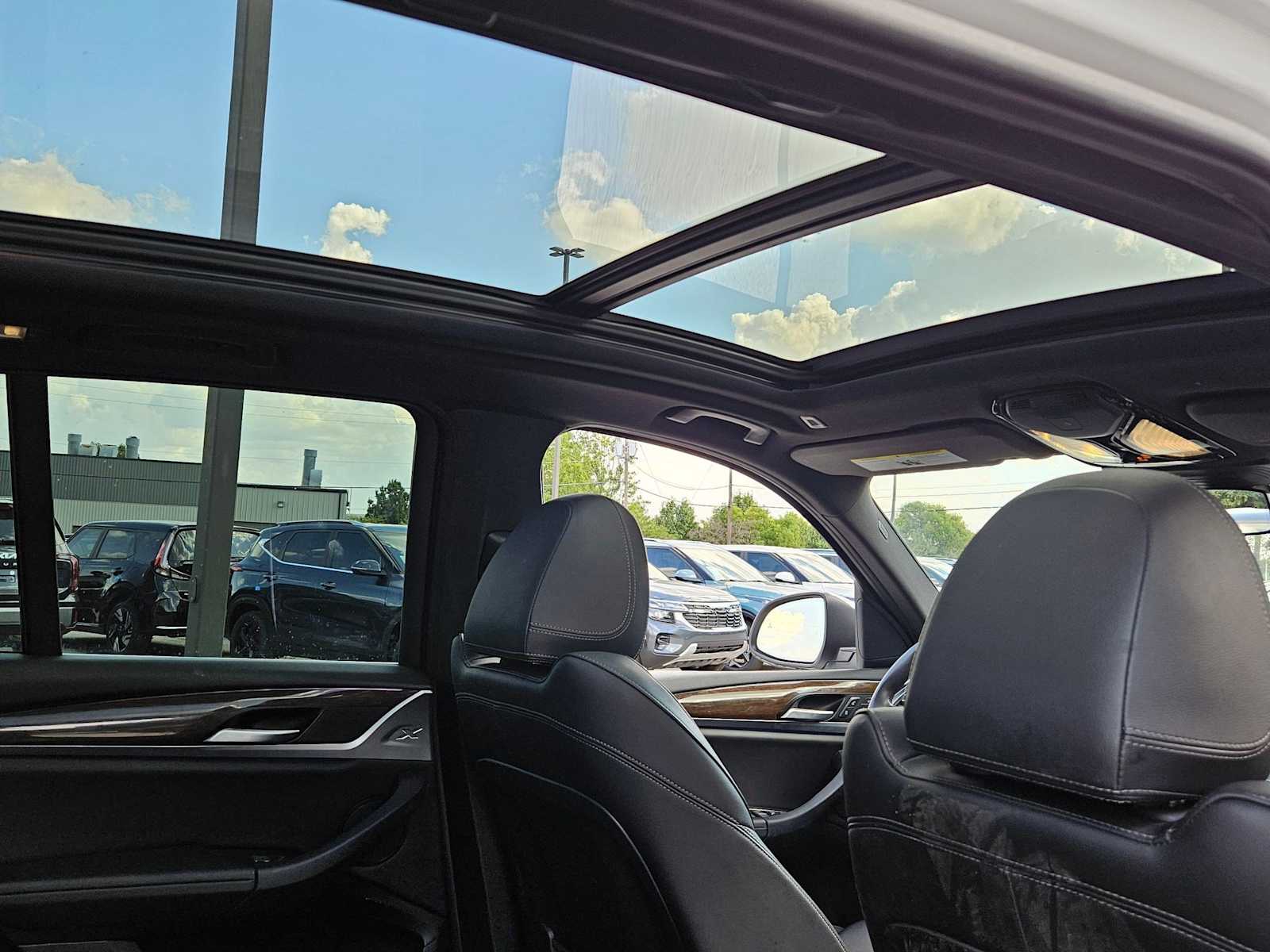 Thumbnail: 2023 BMW X3 - 23