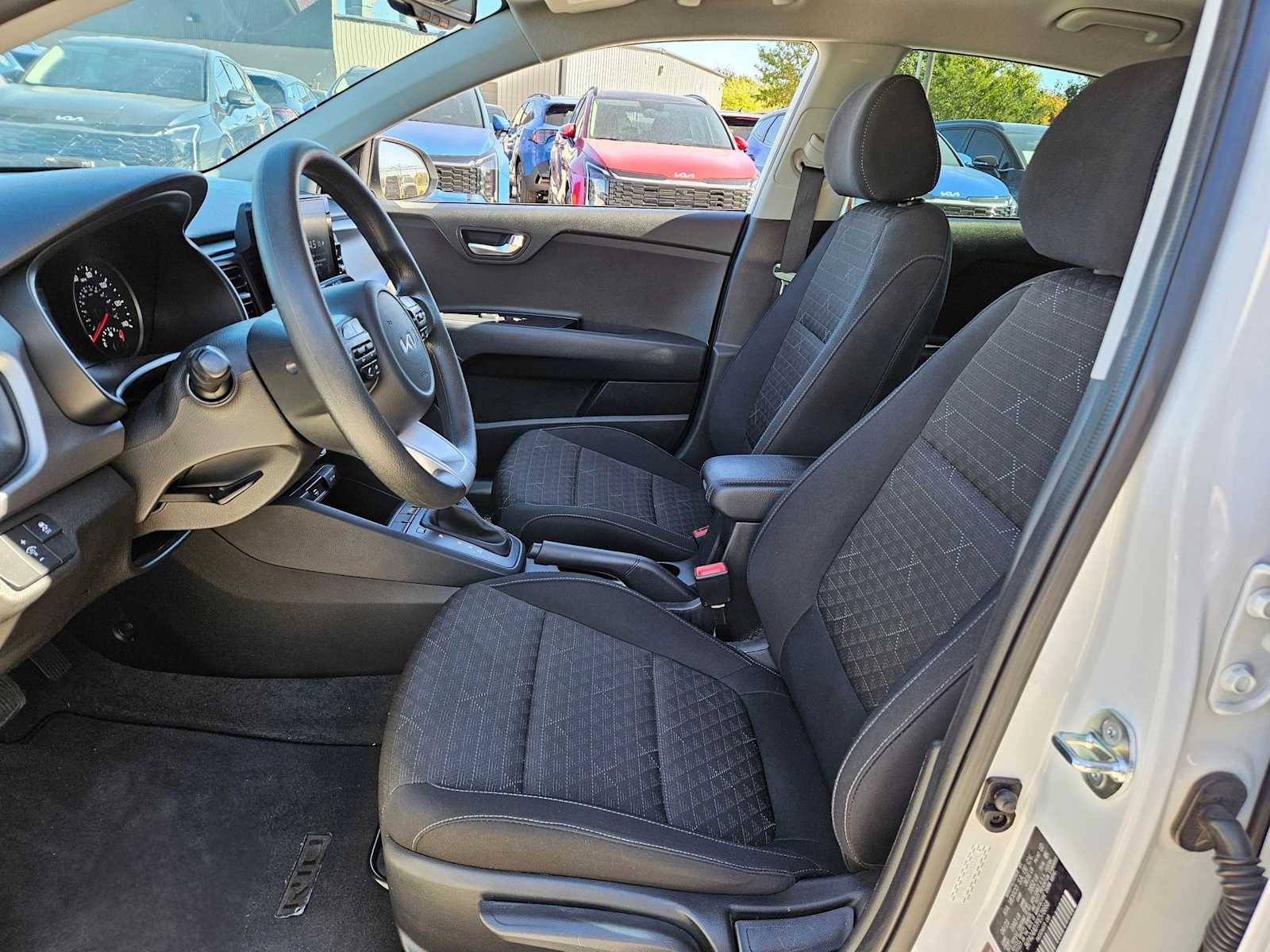 Thumbnail: 2023 Kia Rio - 18