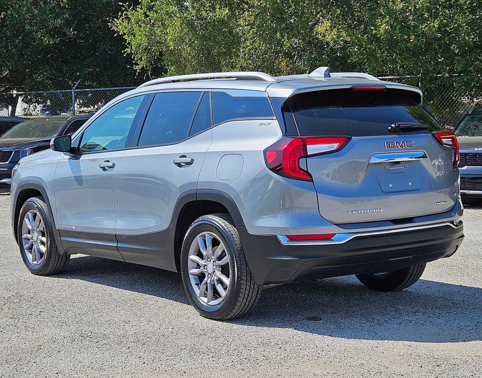 2024 Gmc Terrain SLT photo 4