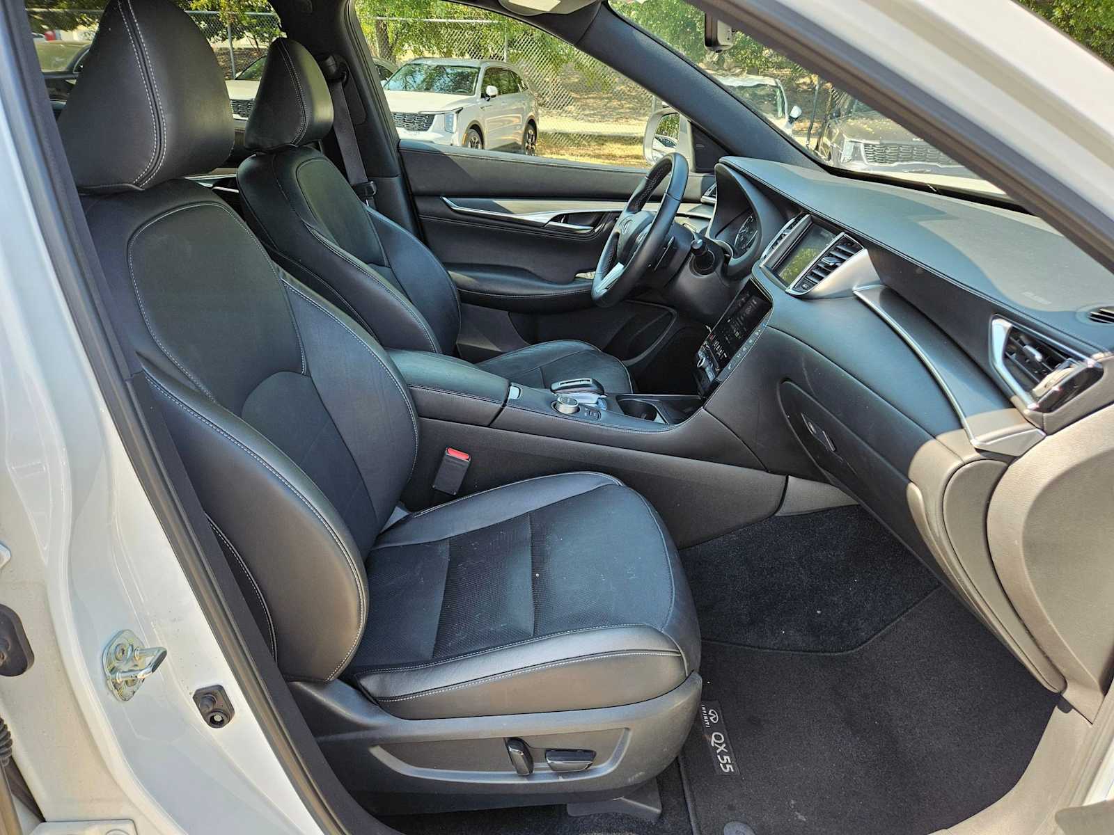 Thumbnail: 2024 INFINITI QX55 - 23