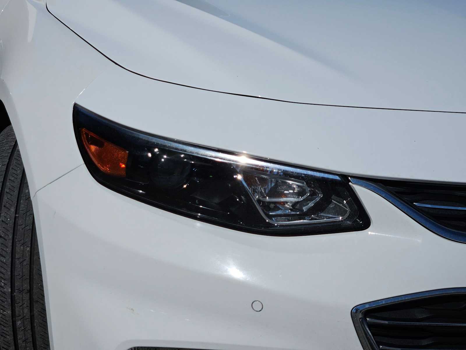 Thumbnail: 2018 Chevrolet Malibu - 10