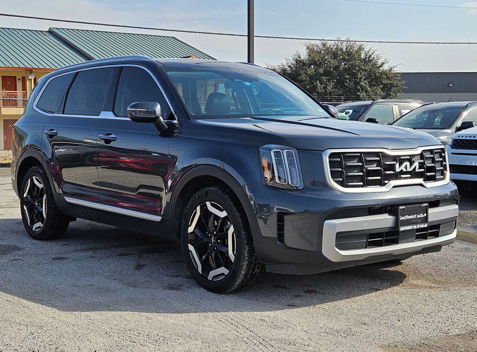 Thumbnail: 2023 Kia Telluride - 10