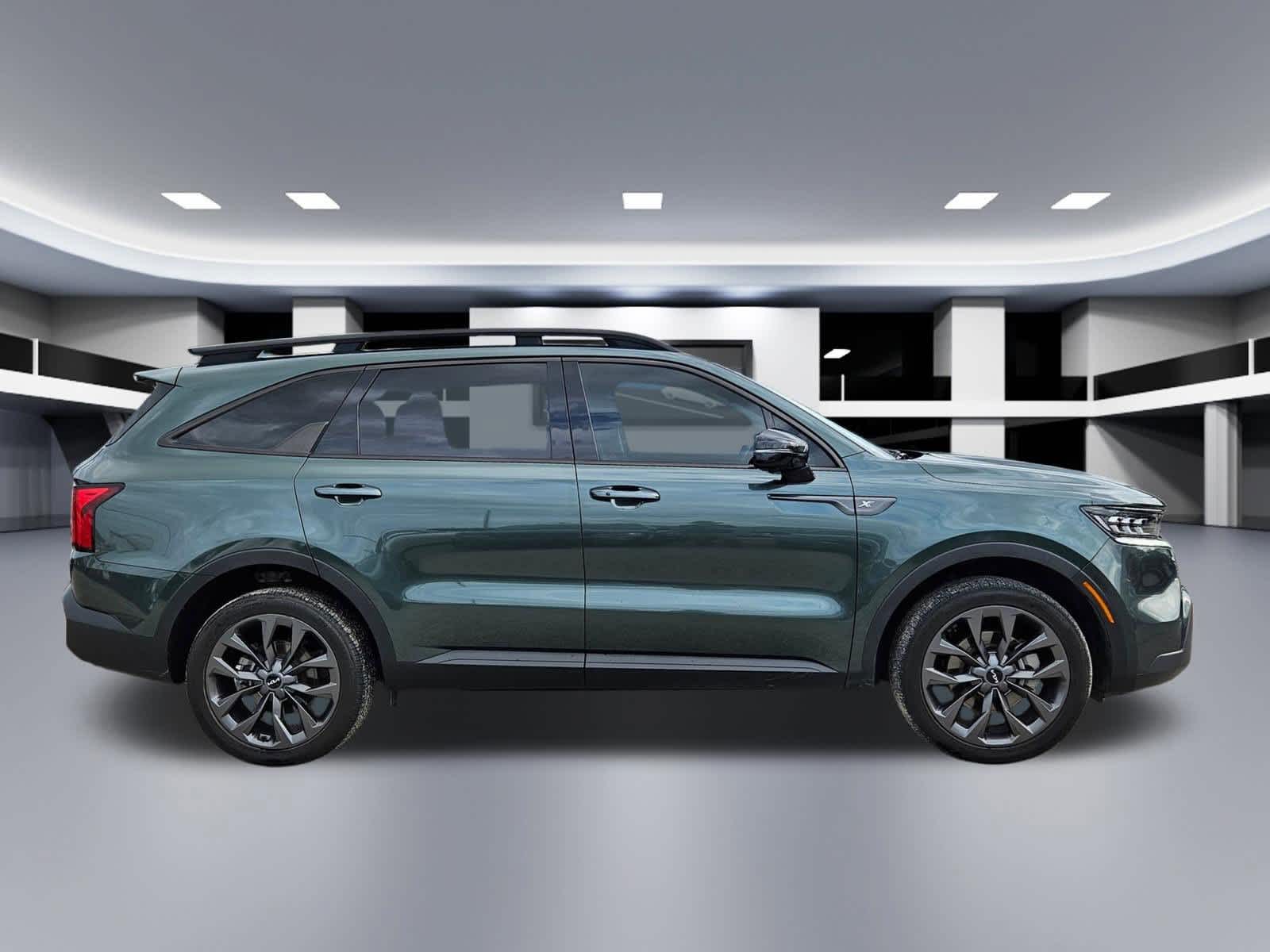 Thumbnail: 2023 Kia Sorento - 7