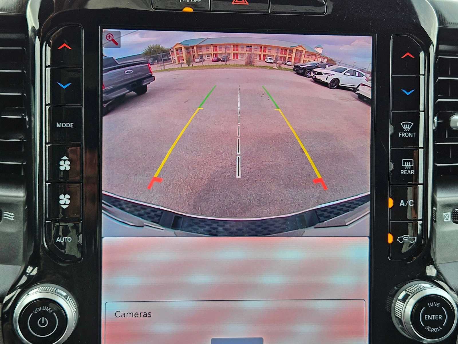 Thumbnail: 2025 RAM 1500 - 27