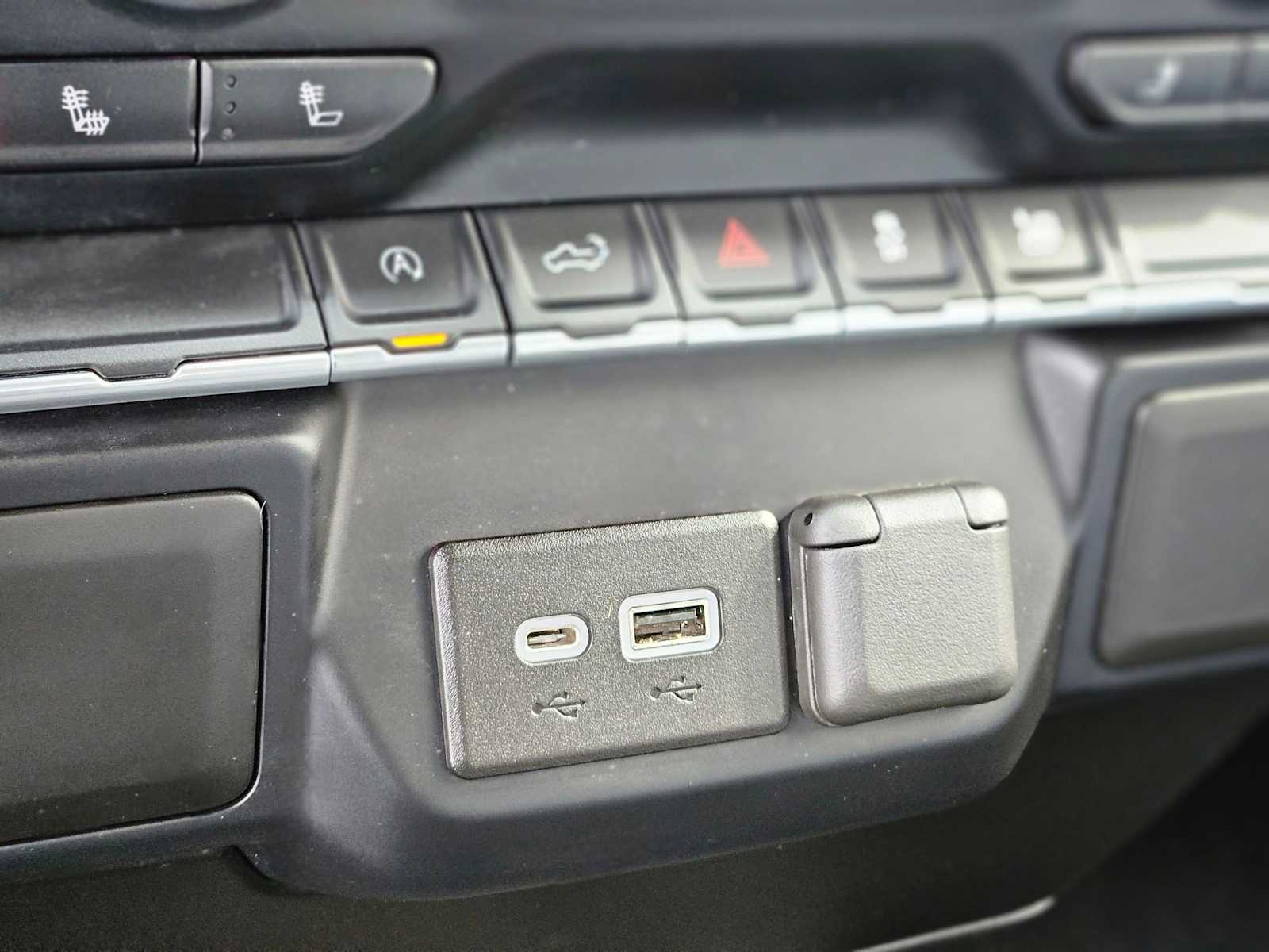 Thumbnail: 2021 Chevrolet Silverado 1500 - 30