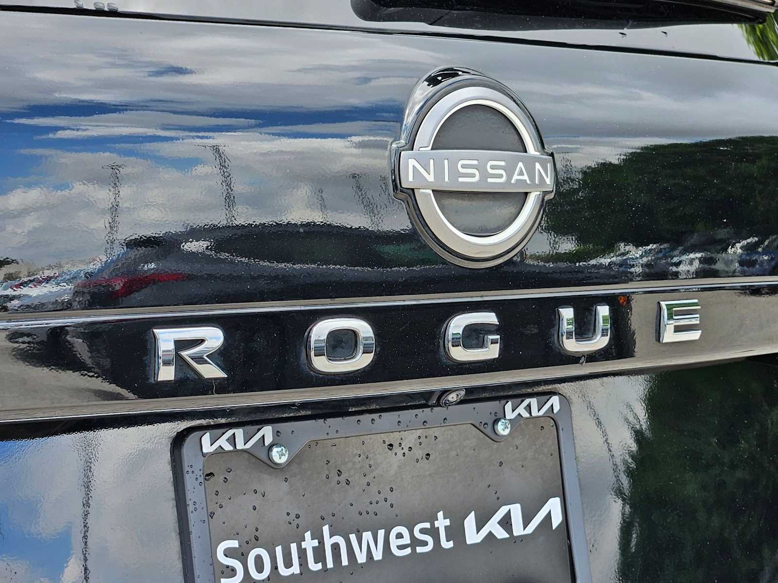 Thumbnail: 2023 Nissan Rogue - 11