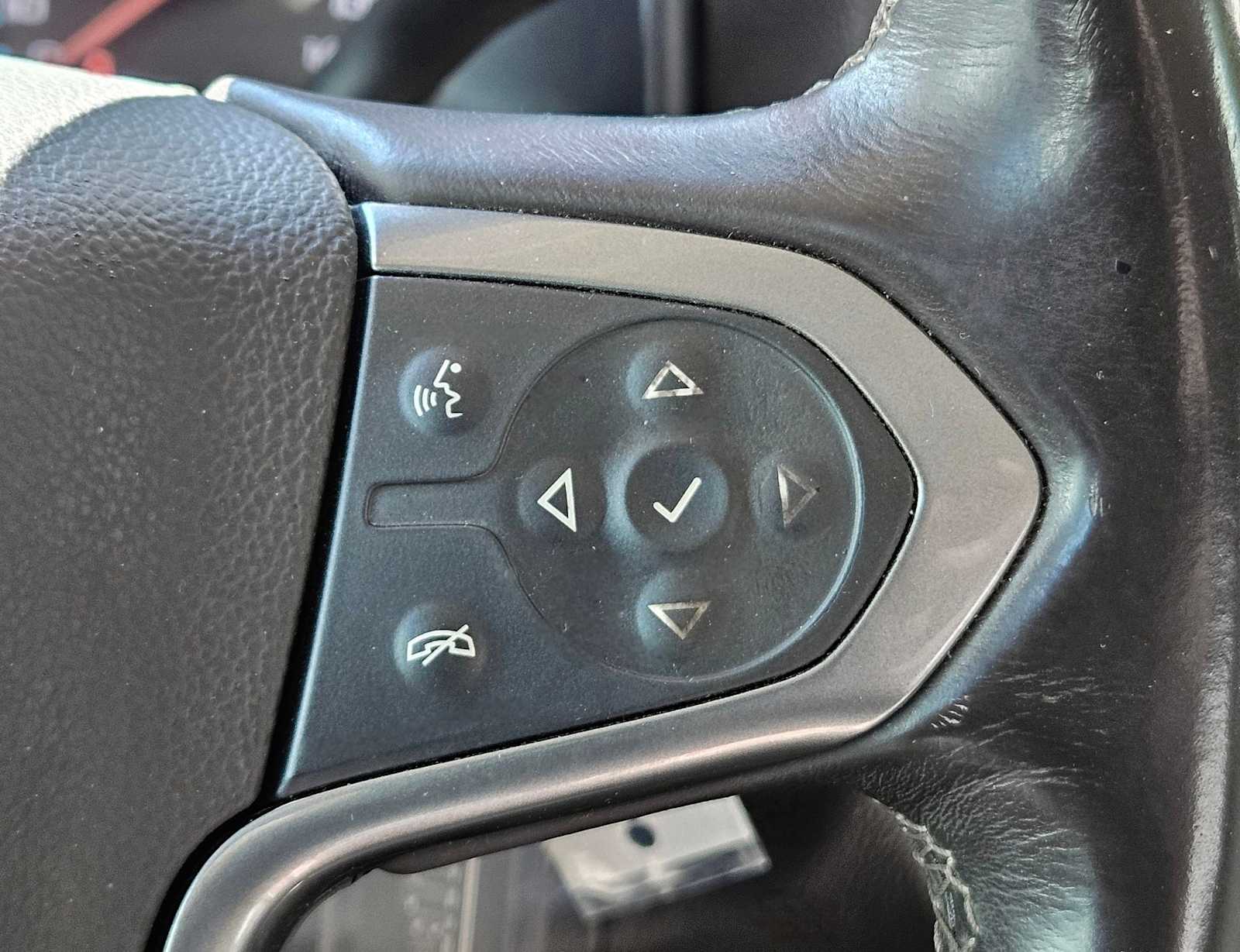 Thumbnail: 2016 Chevrolet Silverado 1500 - 18